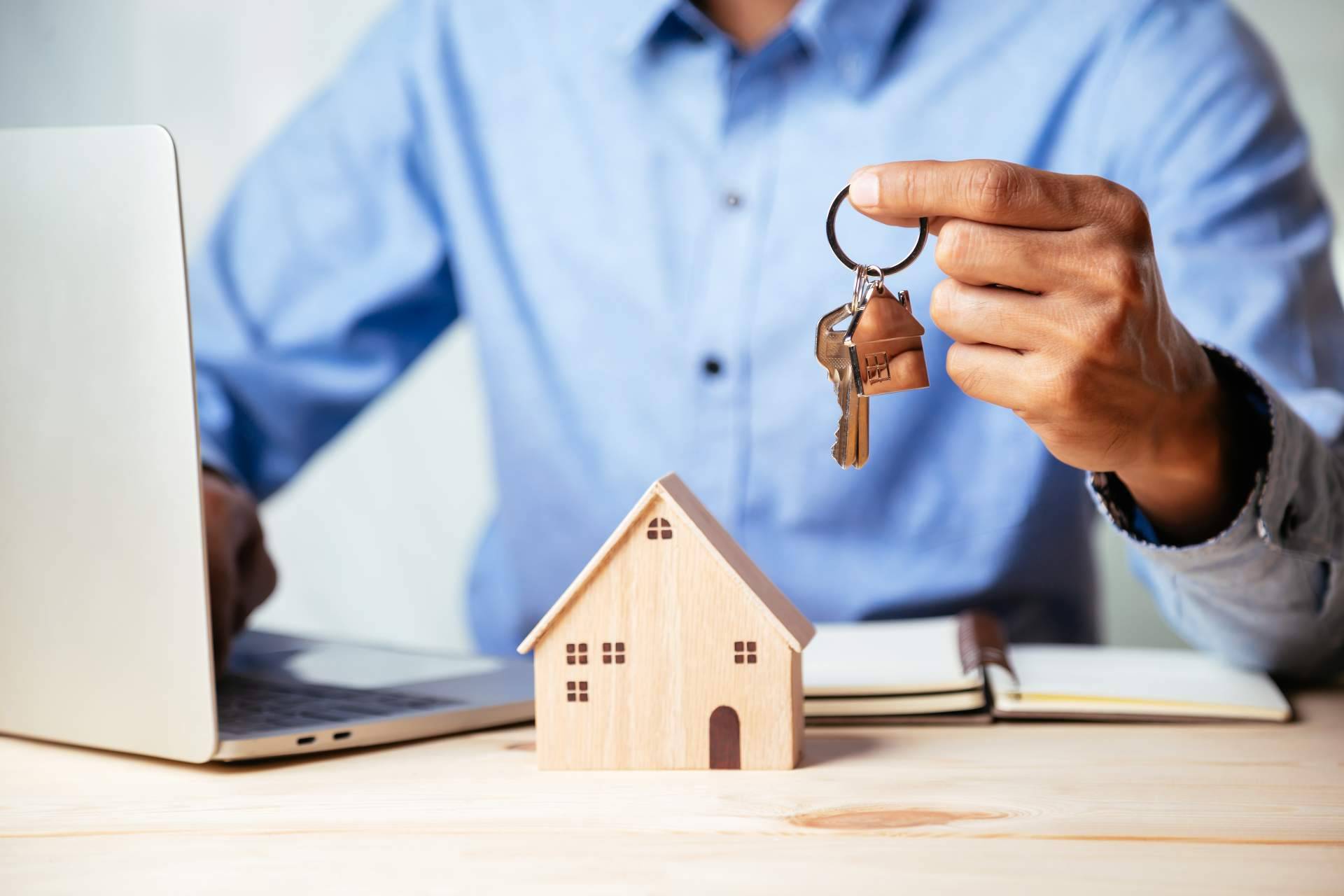 Cómo vender piso heredado Málaga, con D&A Inmobiliaria