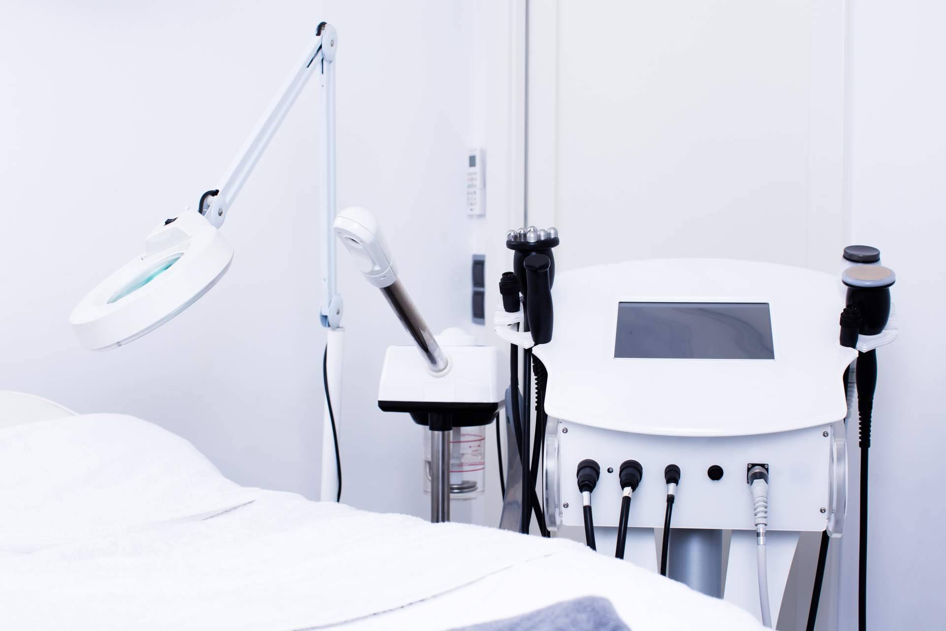 ¿Dónde encontrar aparatología estética de alta gama? Comercial Estética