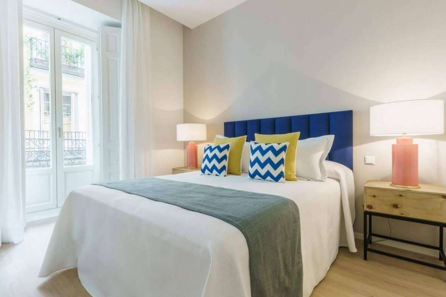 Beneficios de las ventanas de madera para decorar cualquier hogar, por LOSMA STUDIO