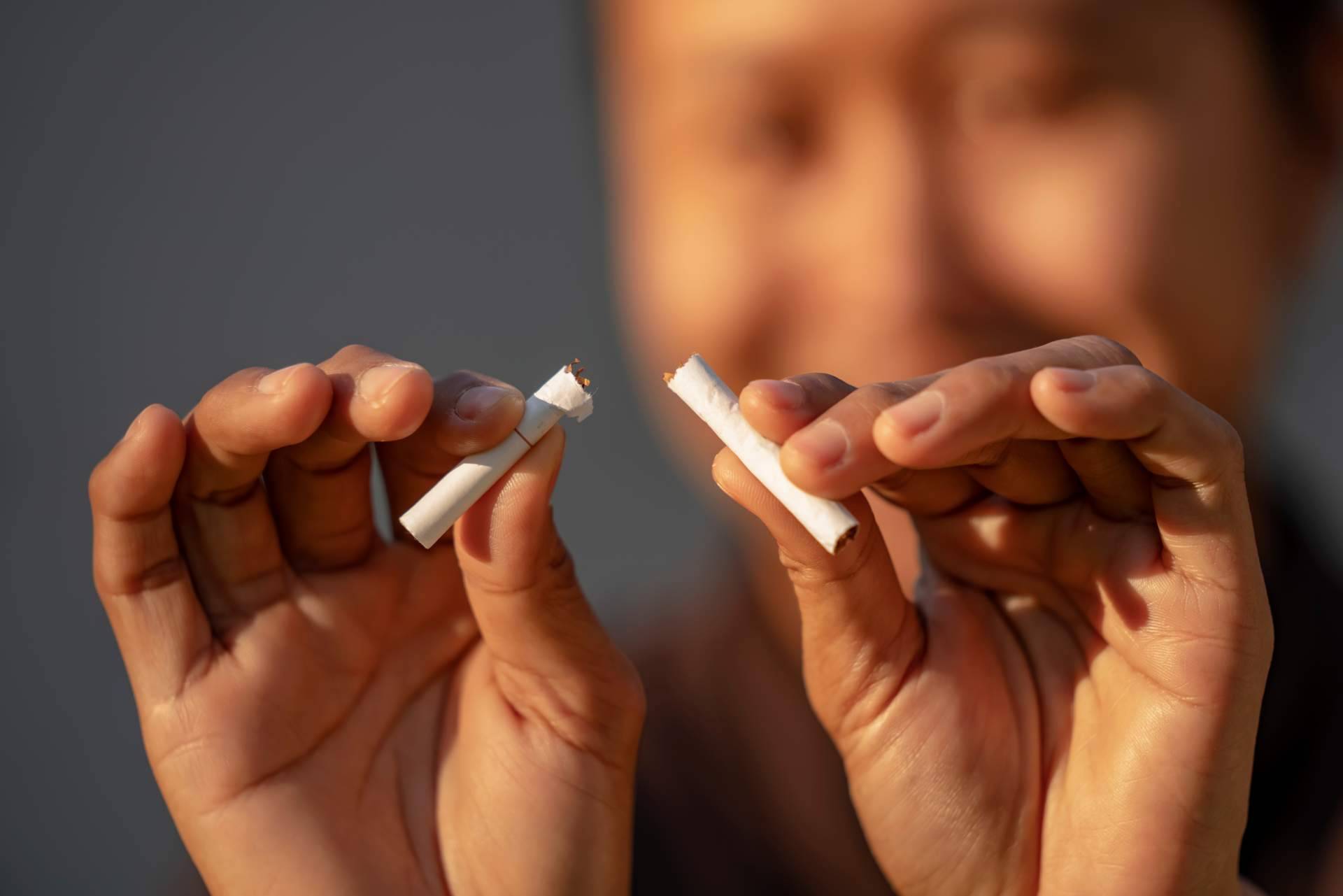 Más de 8.000 fumadores han conseguido dejar de fumar con el libro Libre de Tabaco 2 edición