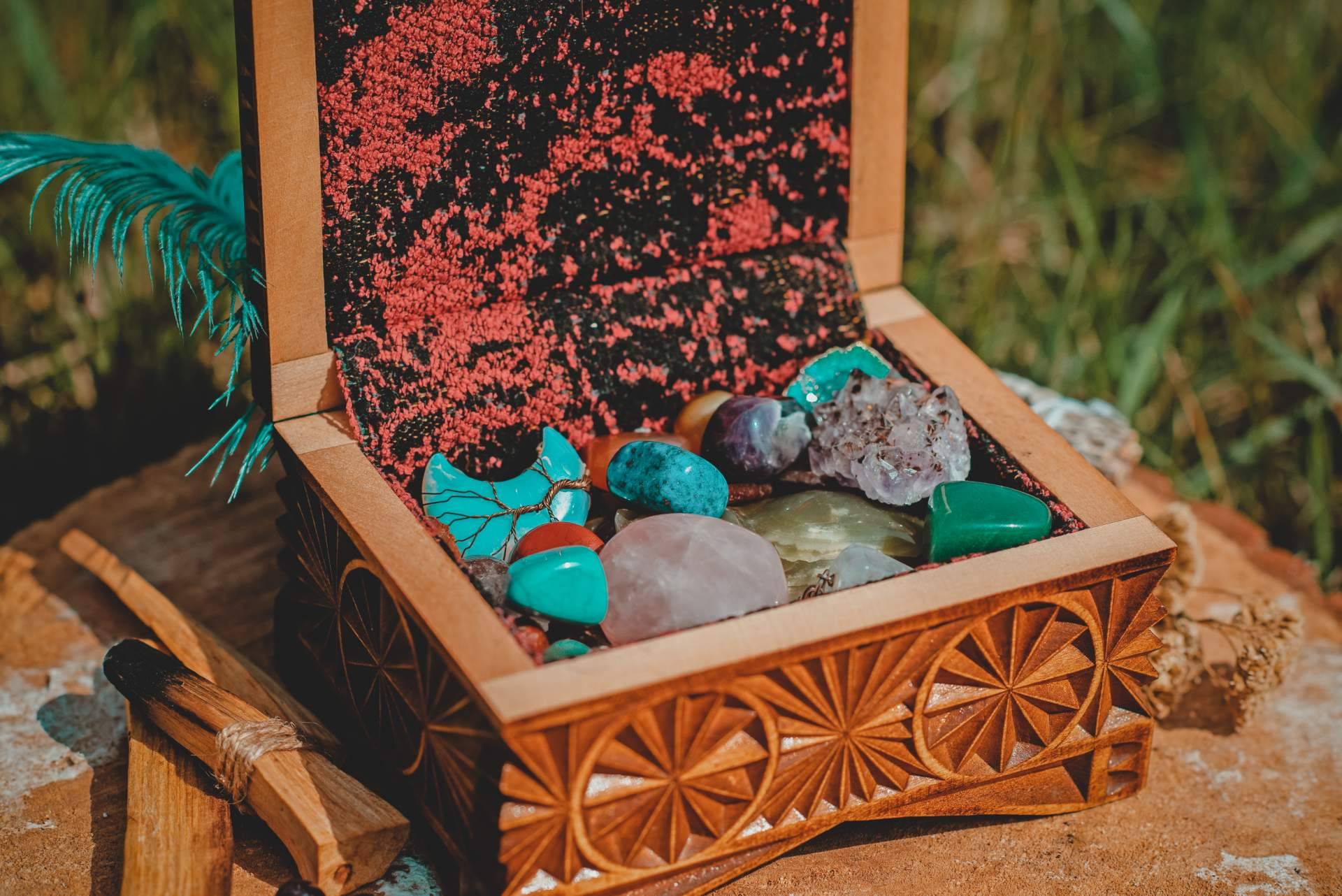 Los colgantes de piedras naturales de Tierra de Gemas