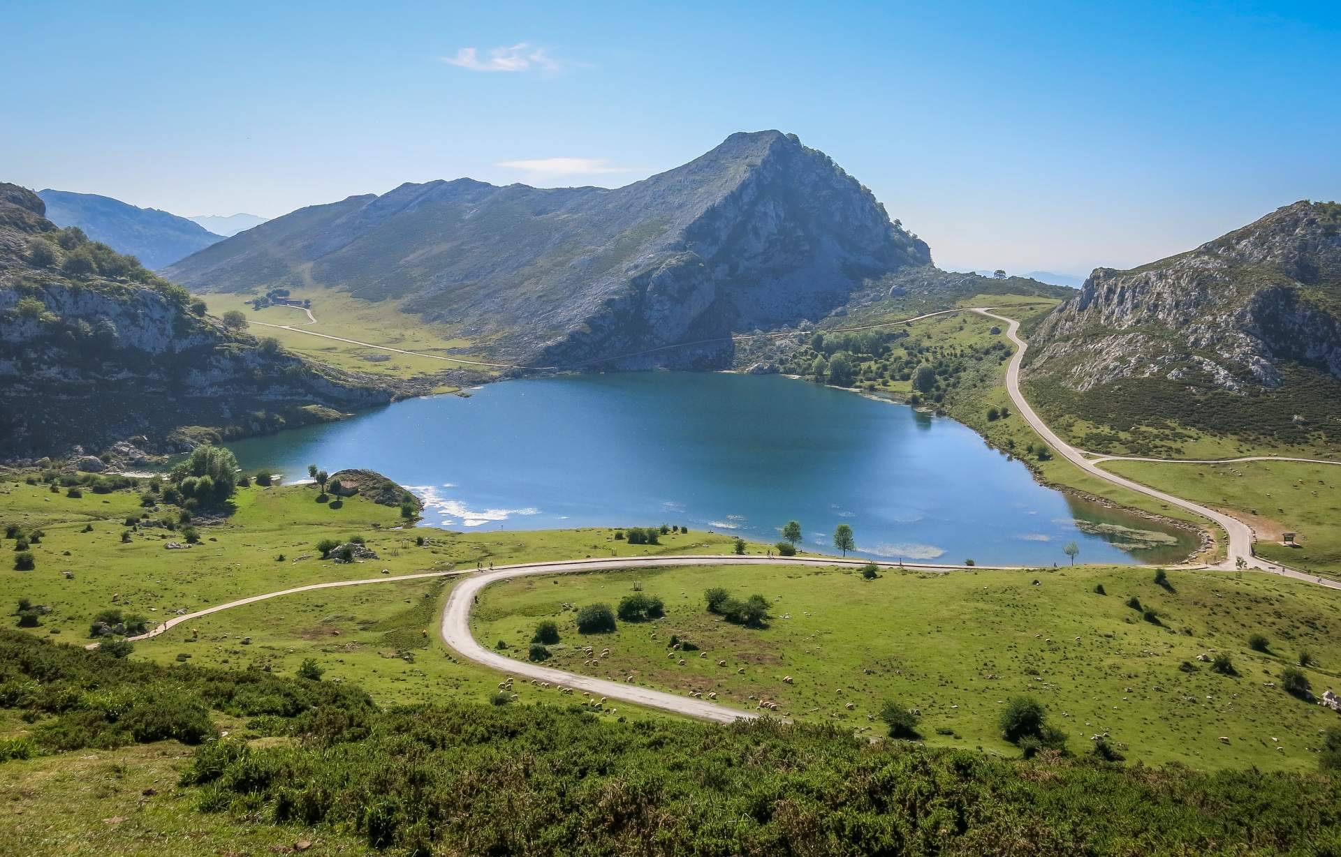 Comprar propiedades en Asturias con Iberia North