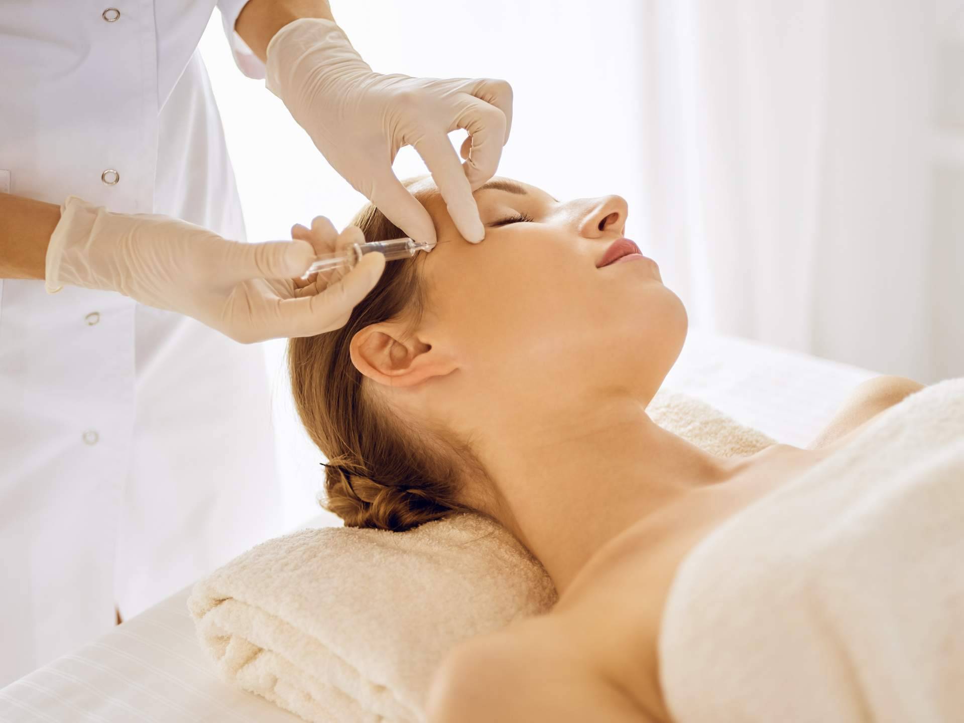 ¿Qué diferencias hay entre la medicina estética y la cirugía estética?, por el Doctor Luigi Grossi
