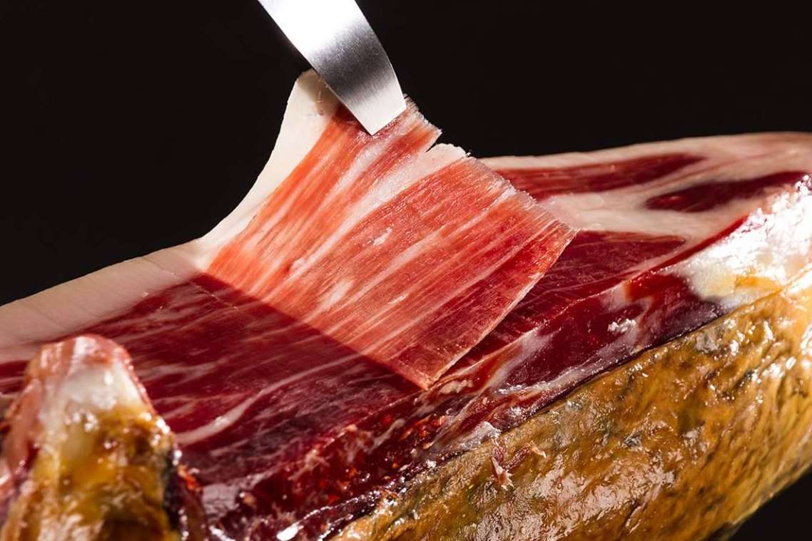 Una experiencia de sabores únicos con el jamón de Jabugo de Maximiliano Jabugo