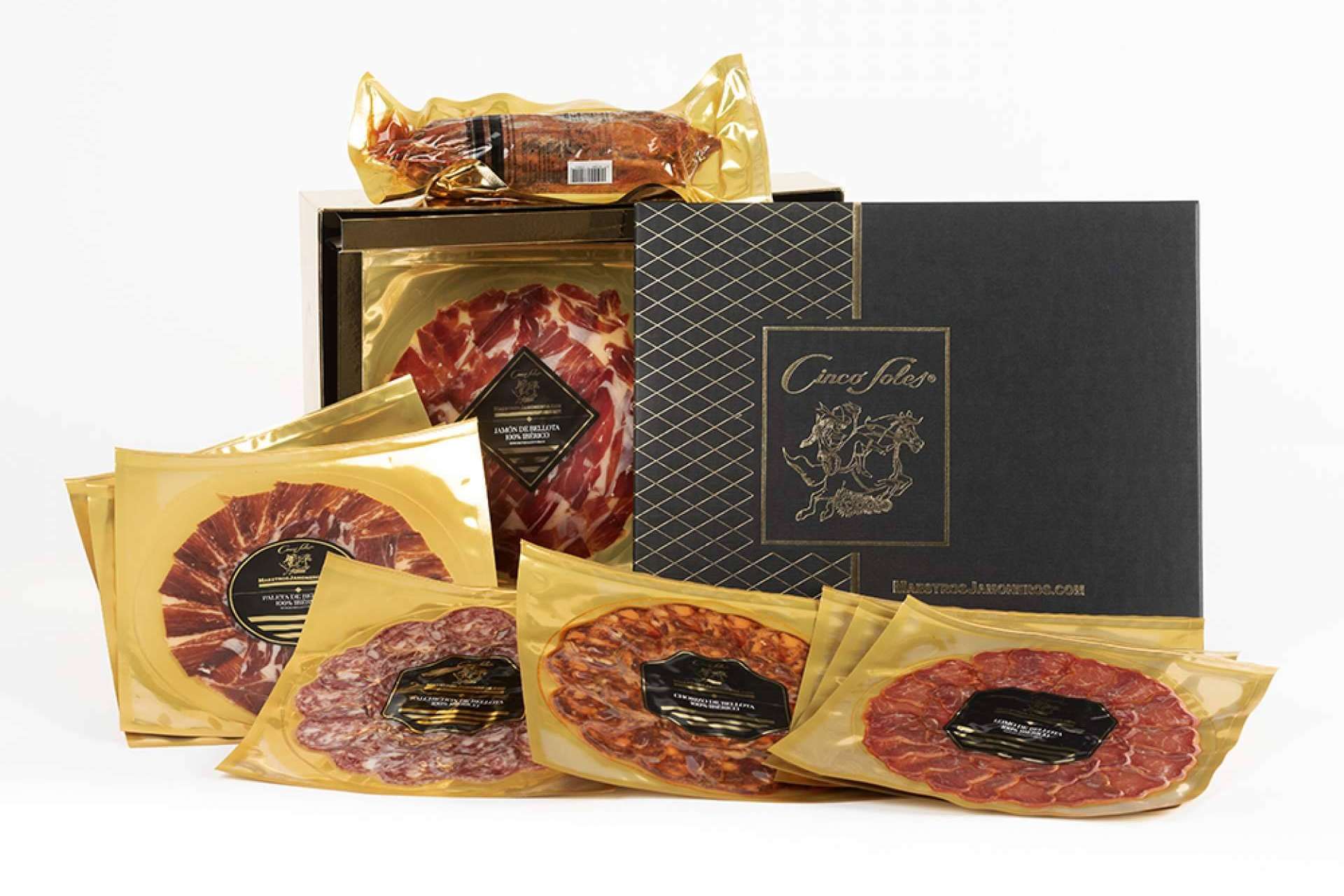Lotes de Jamón de Bellota ibéricos cortado a cuchillo, por Maestros Jamoneros, uno de los regalos corporativos más buscados para esta Navidad