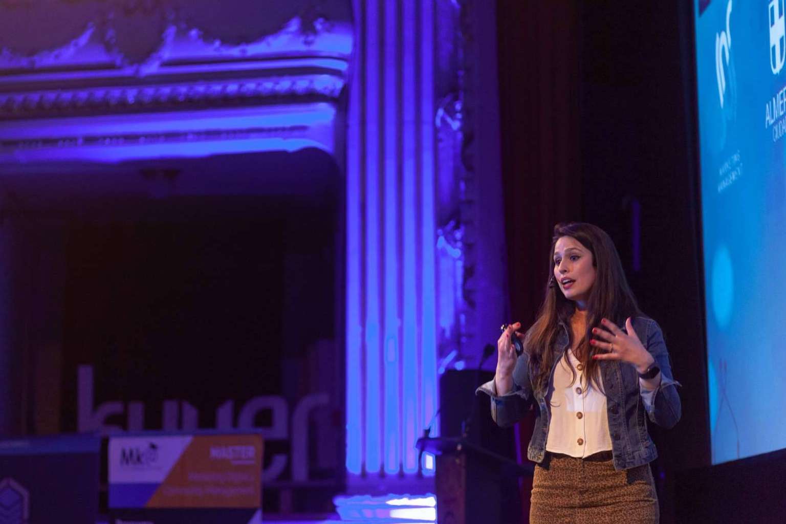 Cómo se crea un negocio digital rentable, por Ana Ivars