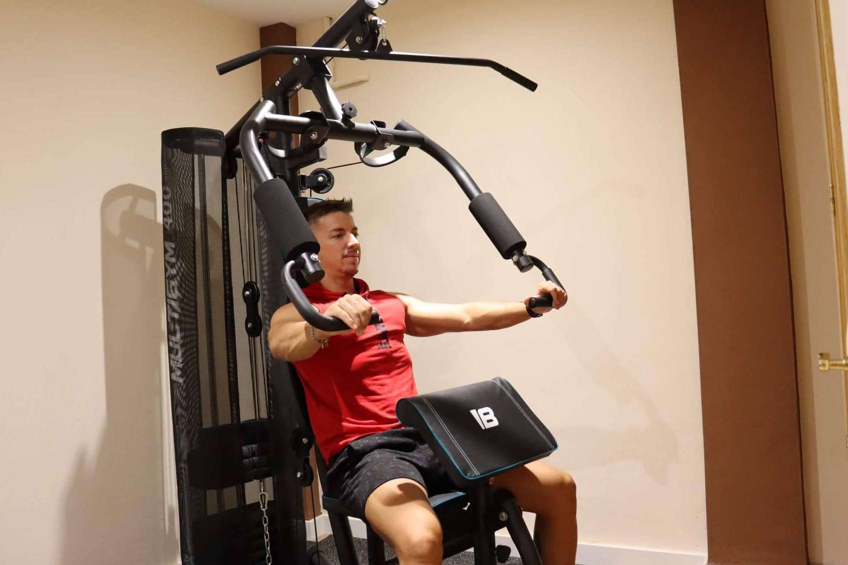 Activar la musculatura de todo el cuerpo con máquinas multifunción de Behumax ideales