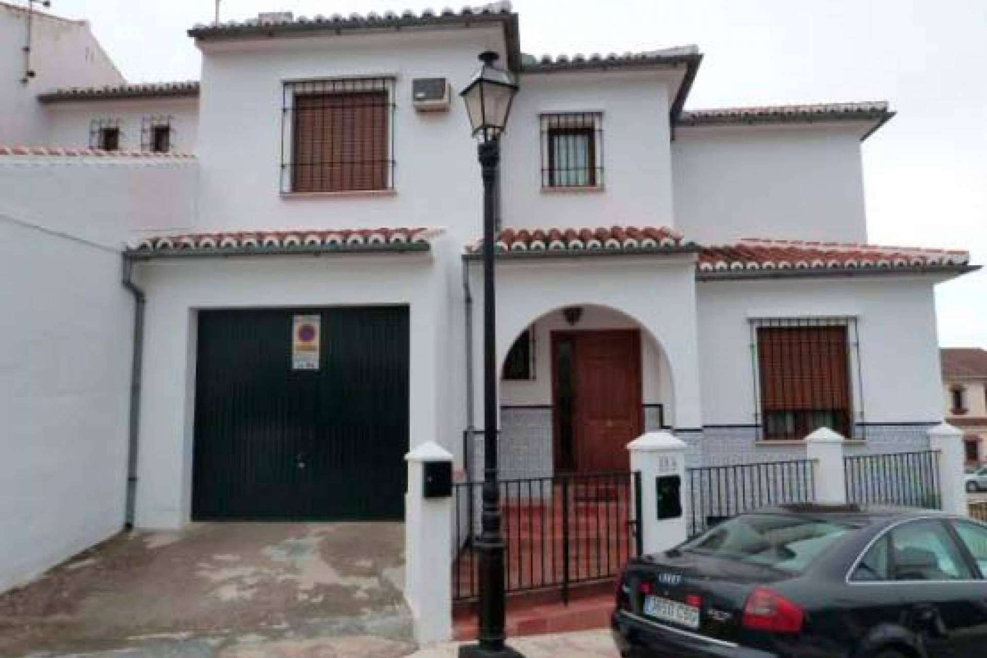 Pujar por las 6 subastas de viviendas disponibles en Antequera en la plataforma Eactivos.com