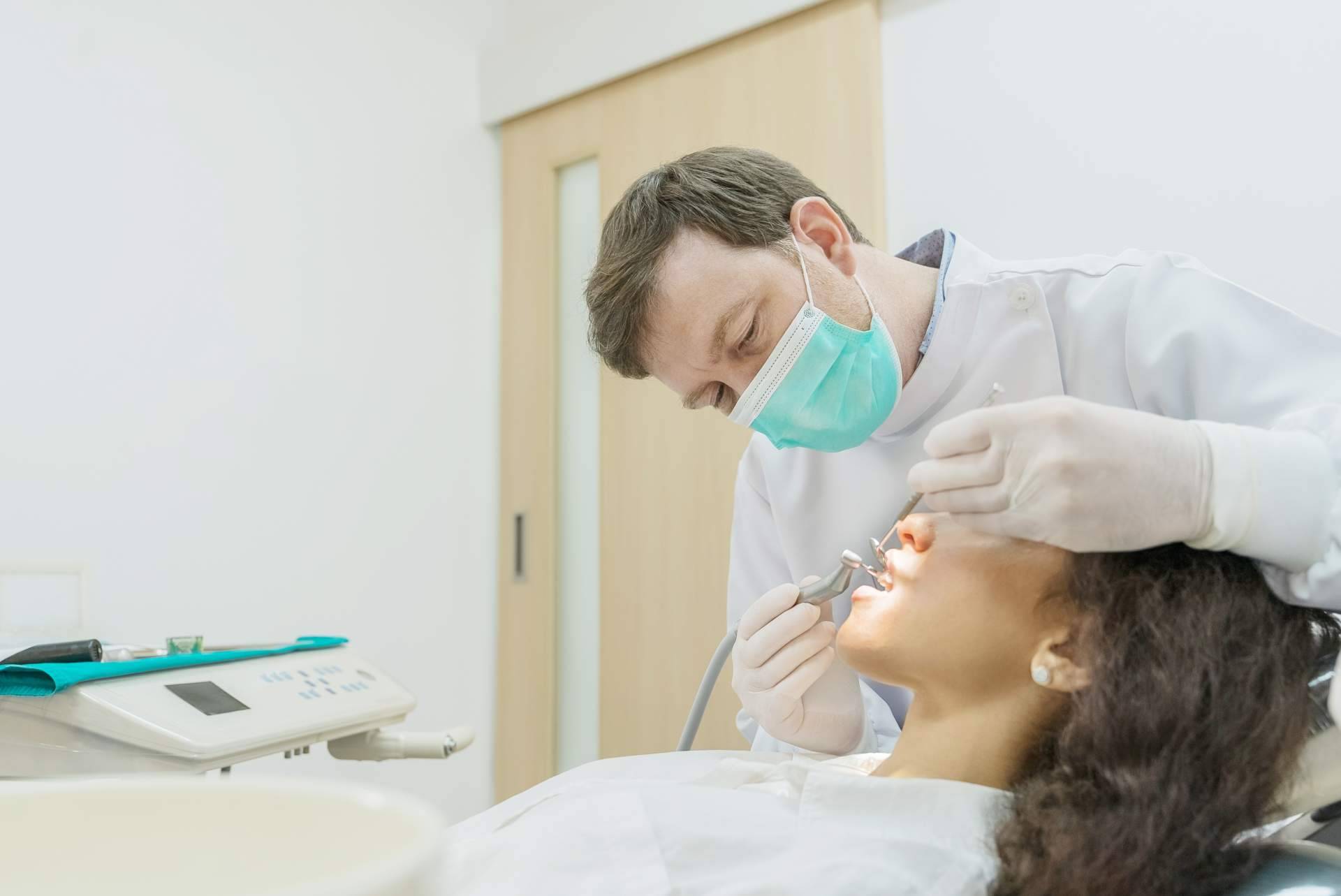 Funciones y formación de un higienista bucodental