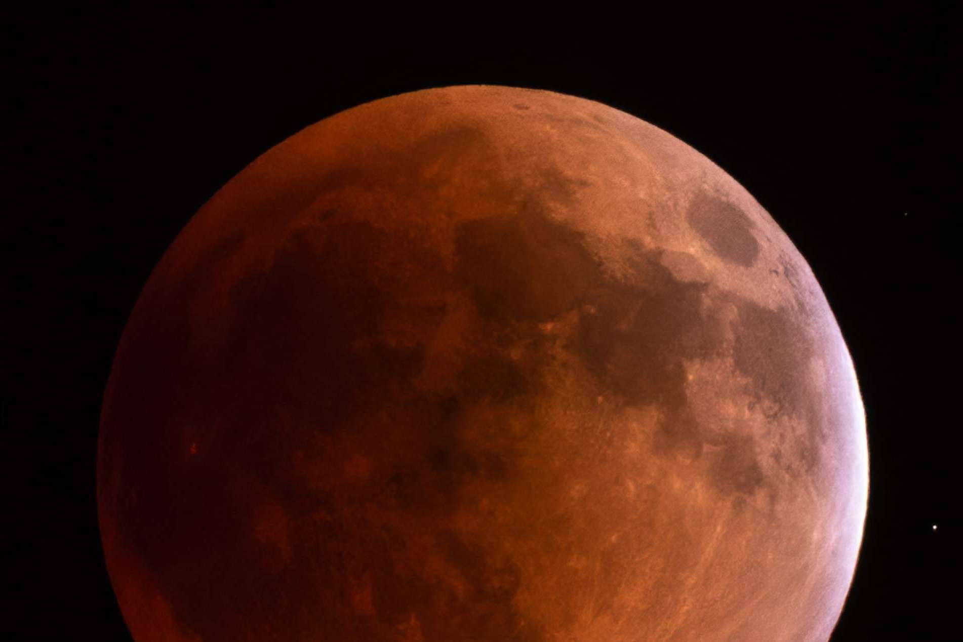 El fotógrafo Carlos Castro ofrece técnicas para sacar las mejores astrofotografías