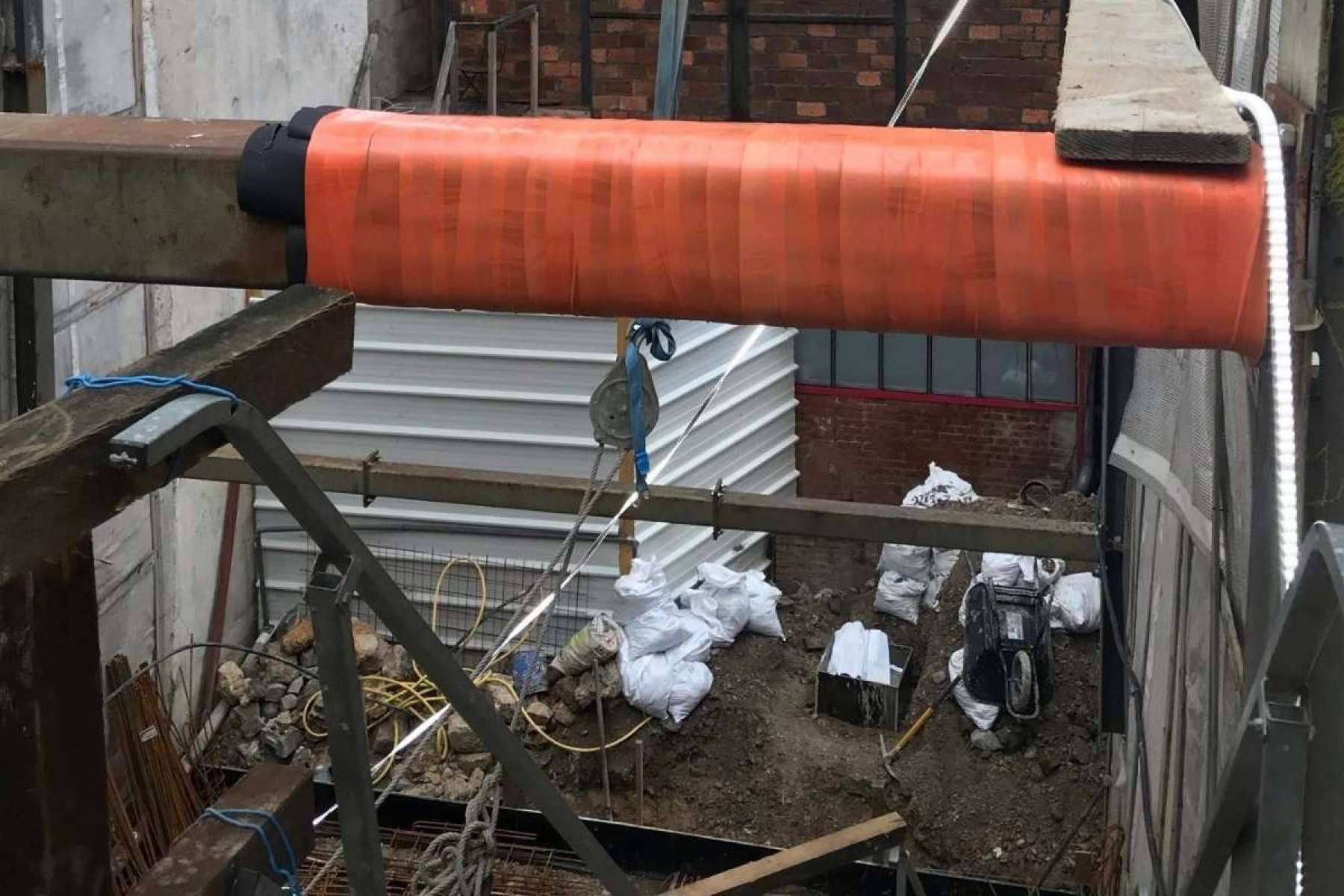 ¿Qué ofrece el servicio de construcciones de CNLPRO en Barcelona?