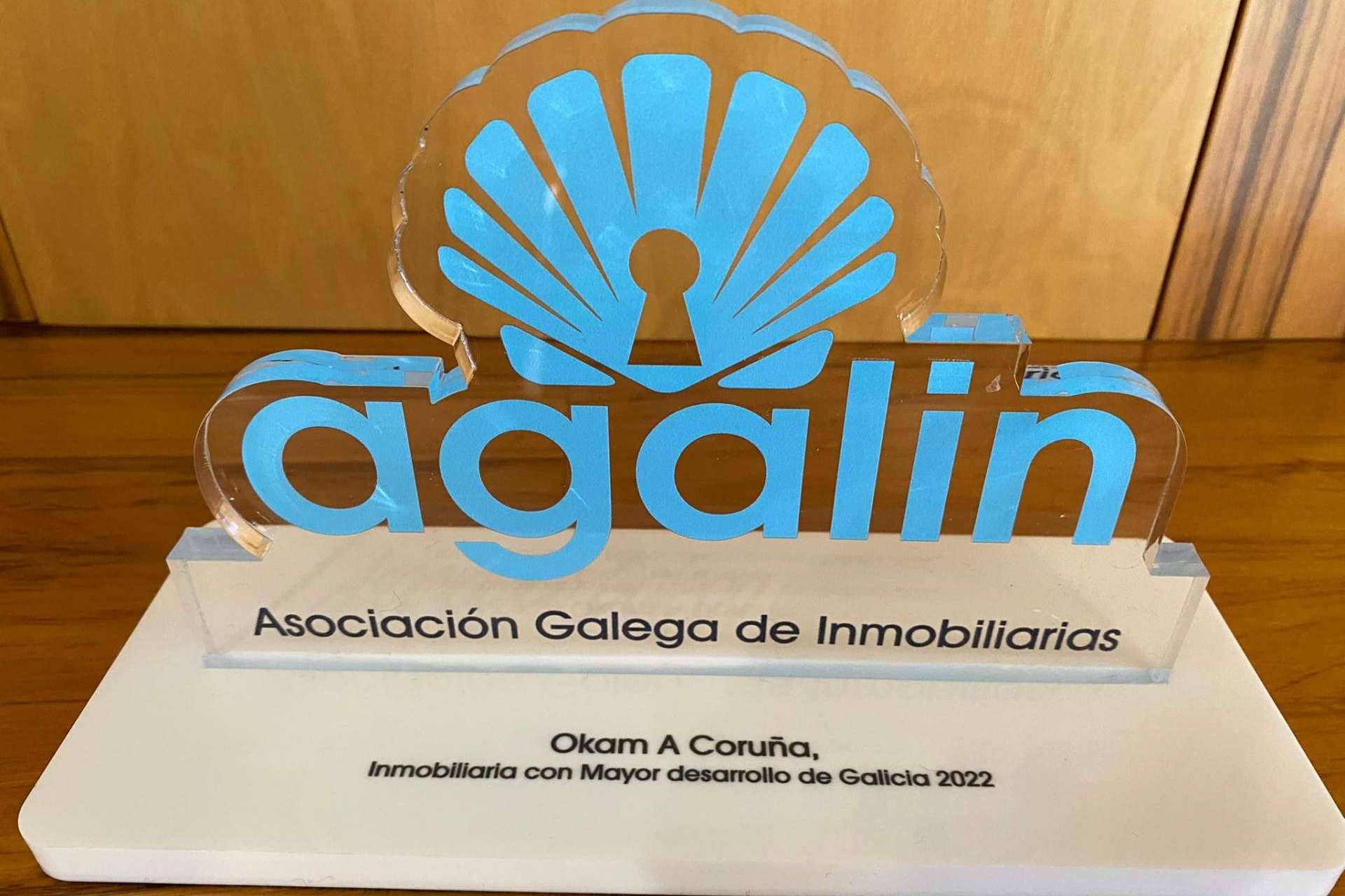 ÔKAM, reconocida por diferentes premios como una agencia inmobiliaria con gran desarrollo