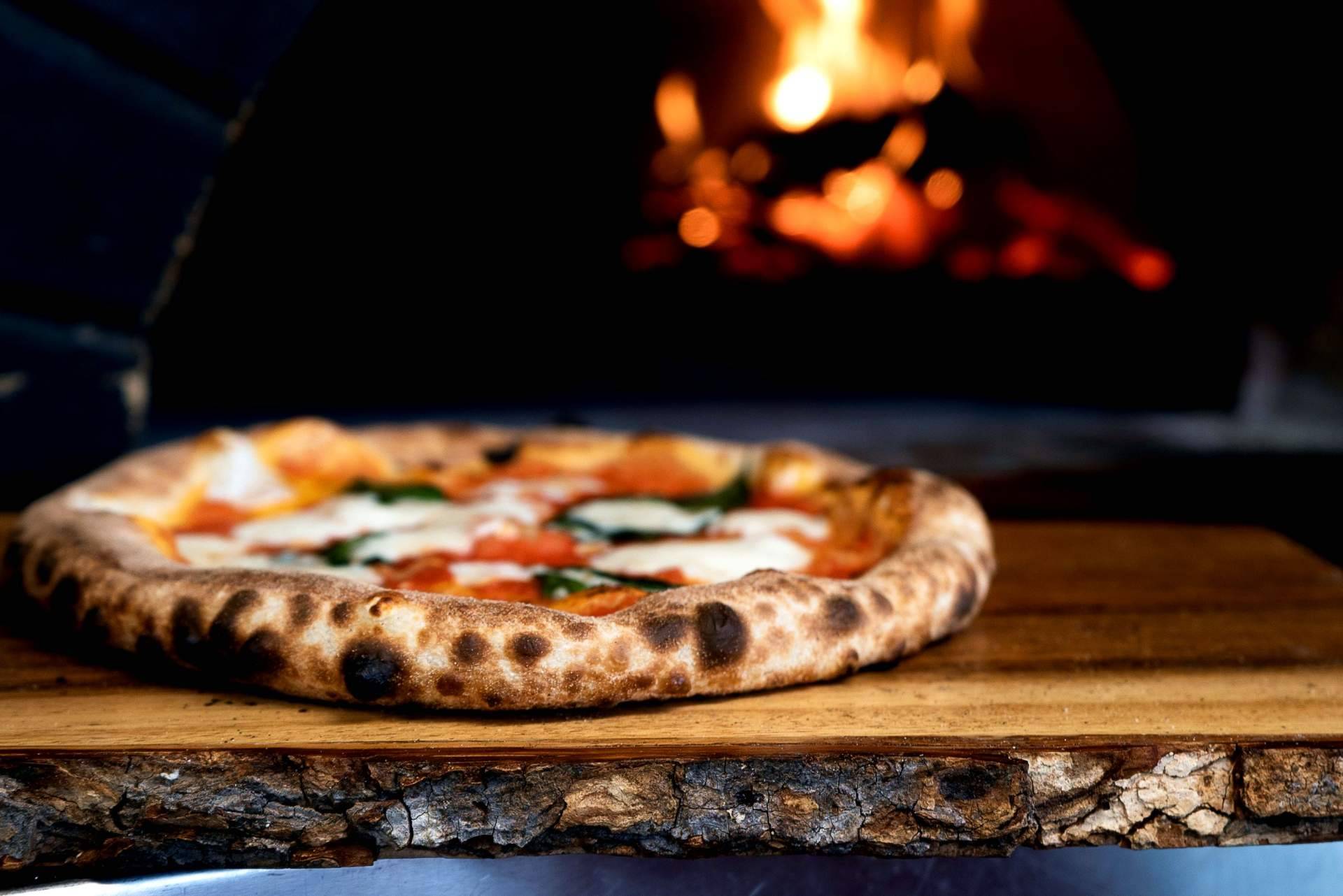 Mozzarella E Basílico ofrece los platos de la auténtica Italia