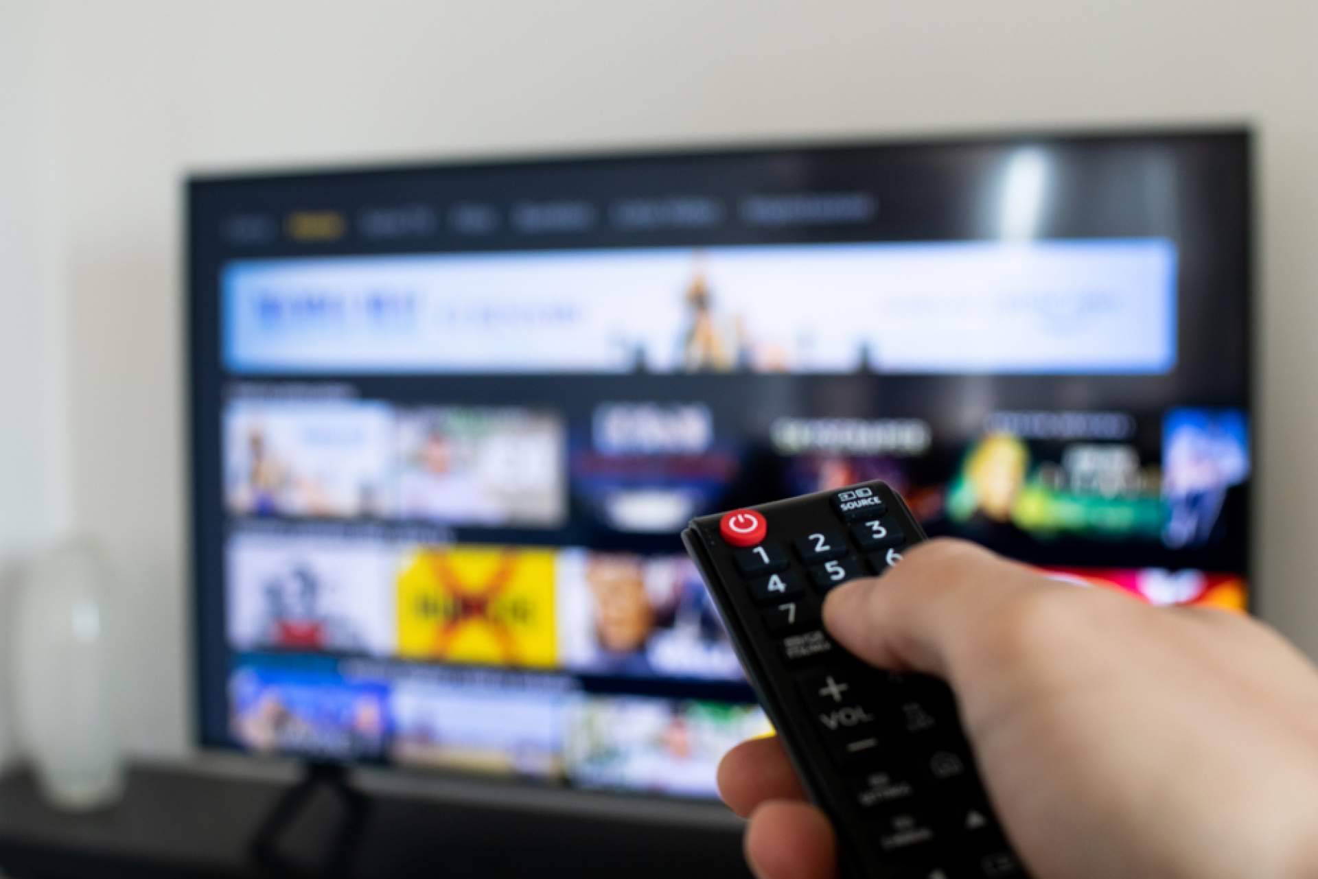 Disfrutar de todas las series y películas del momento en APKGStore