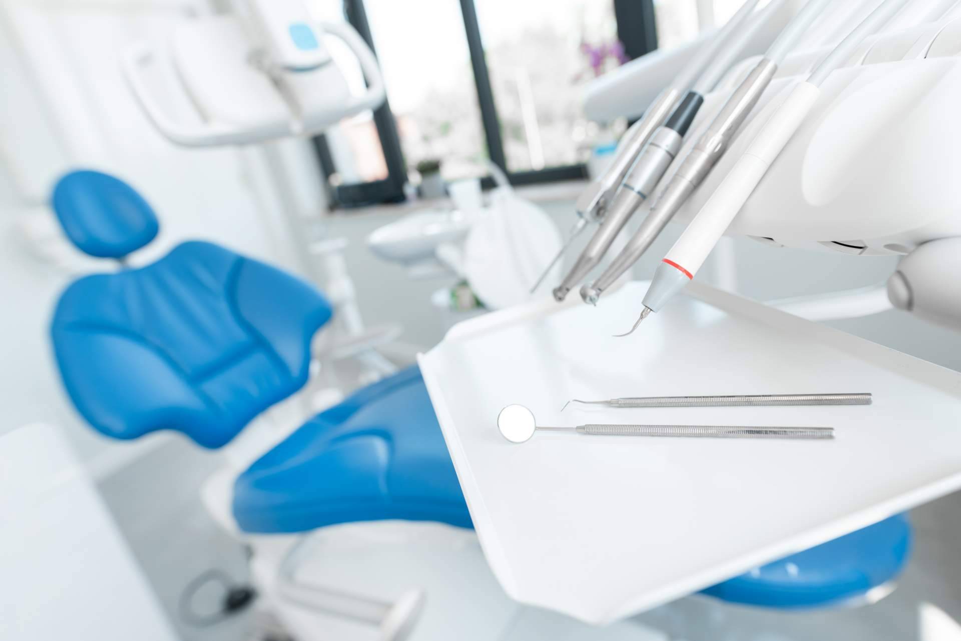 Miarensella es una clínica dental en Morón de la Frontera, Sevilla, que cuenta con un personal cualificado