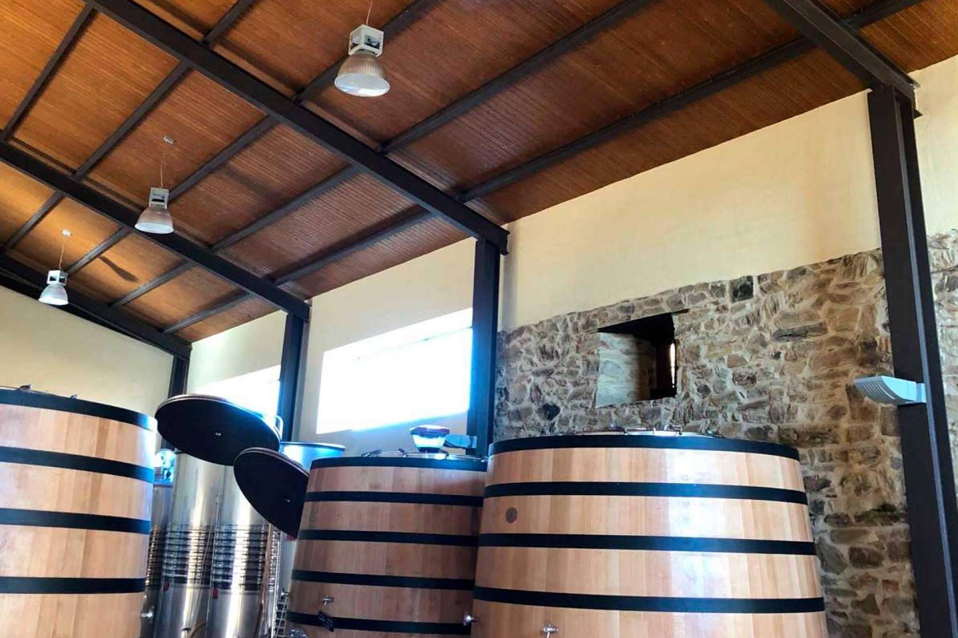 Las ventajas de reformar una bodega a través de los paneles sándwich de Caliplac