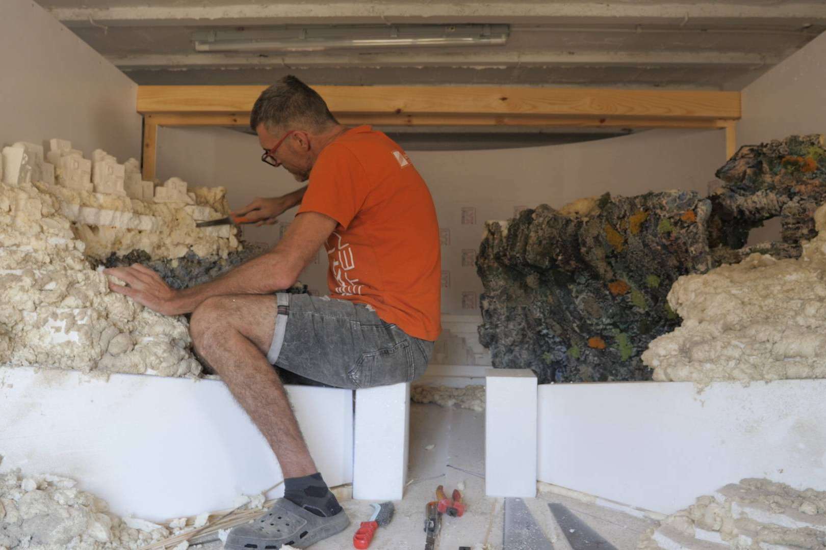 El canal de YouTube de Ramón Colomer muestra vídeos del proceso de construcción de sus dioramas de las 7 maravillas del mundo antiguo