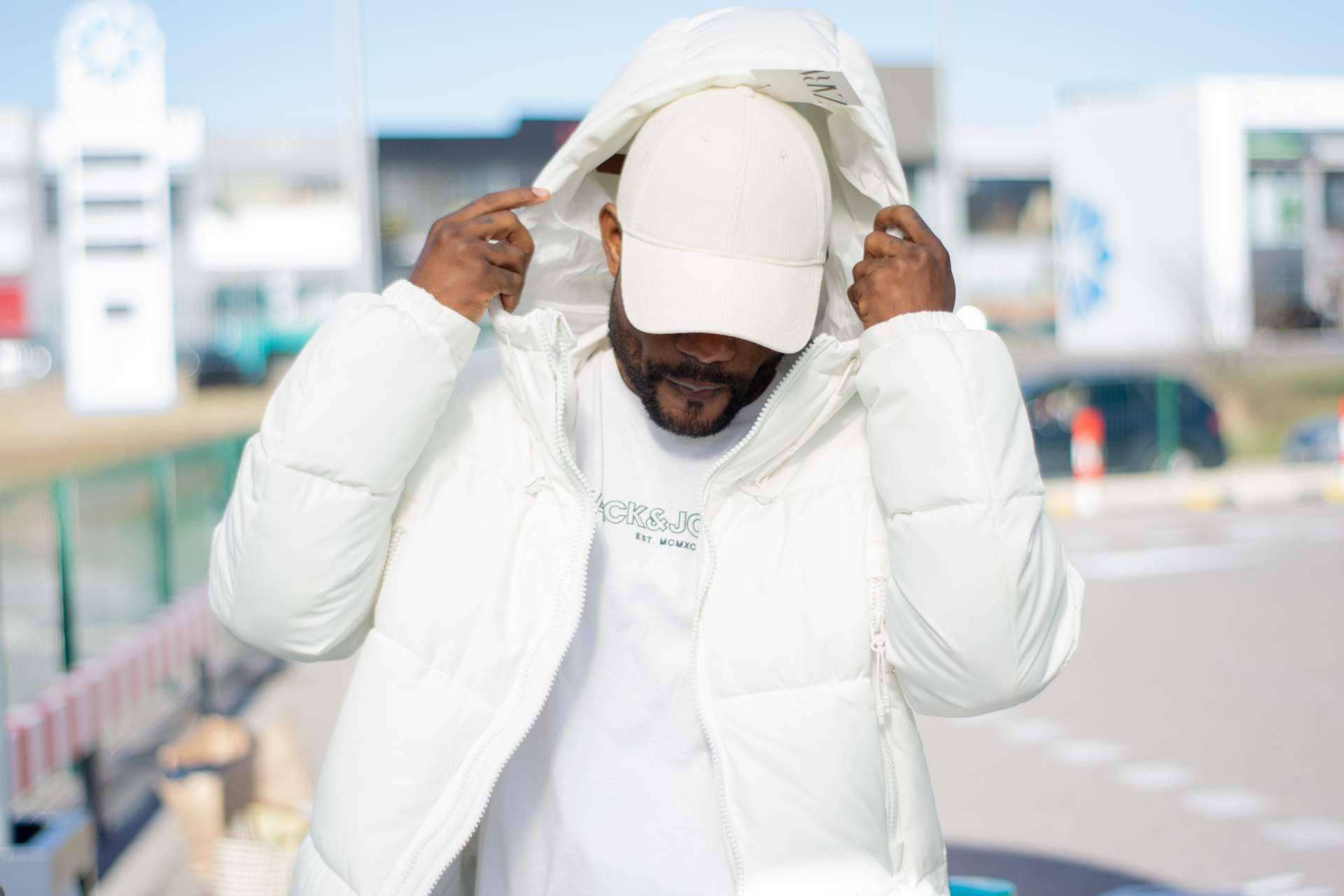 Ayomo vuelve a la música con su nuevo lanzamiento, Afrotrap