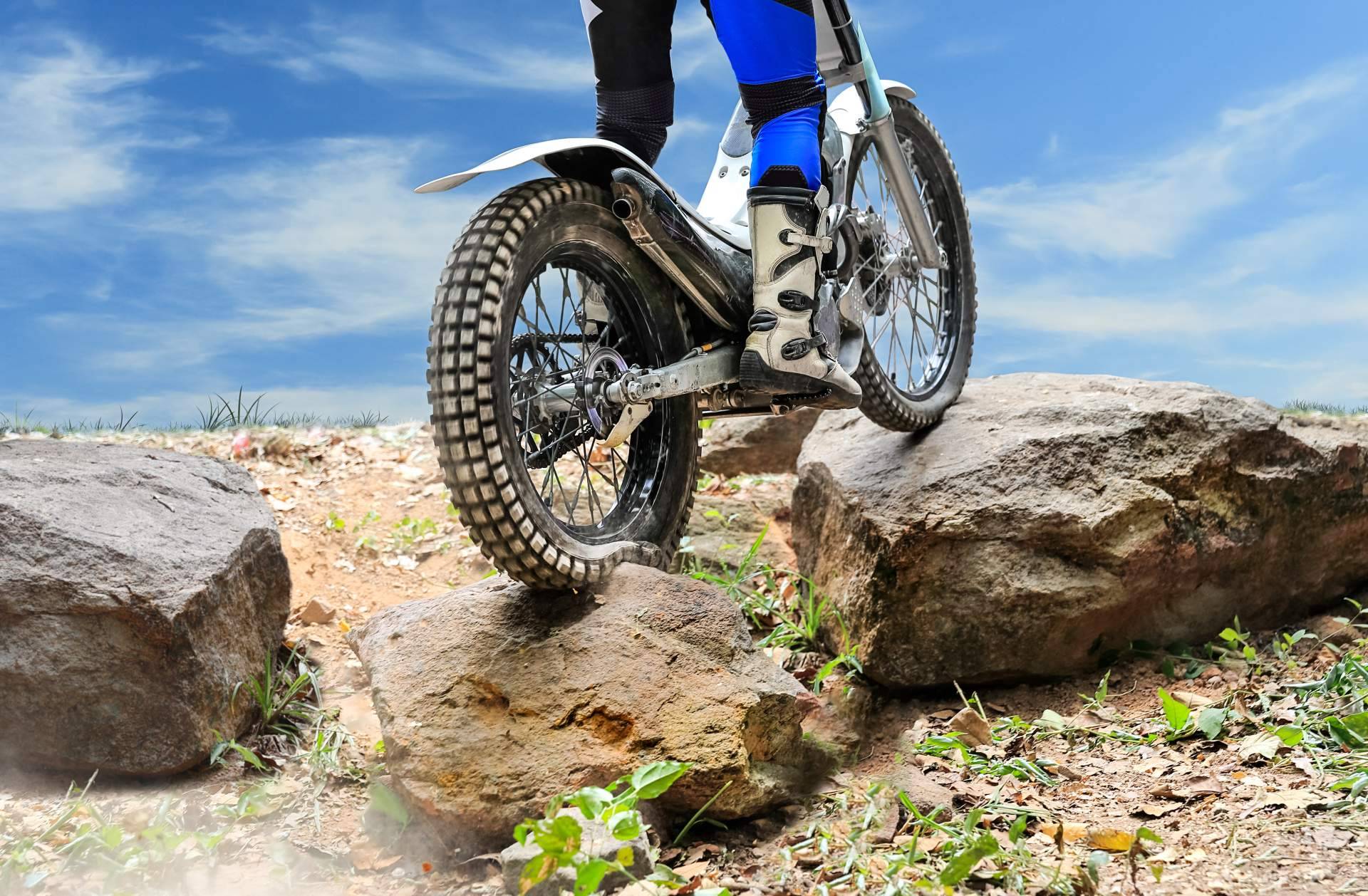 Las diferentes modalidades del mundo del motociclismo, por EGINER, expertos en la copia de llaves de moto