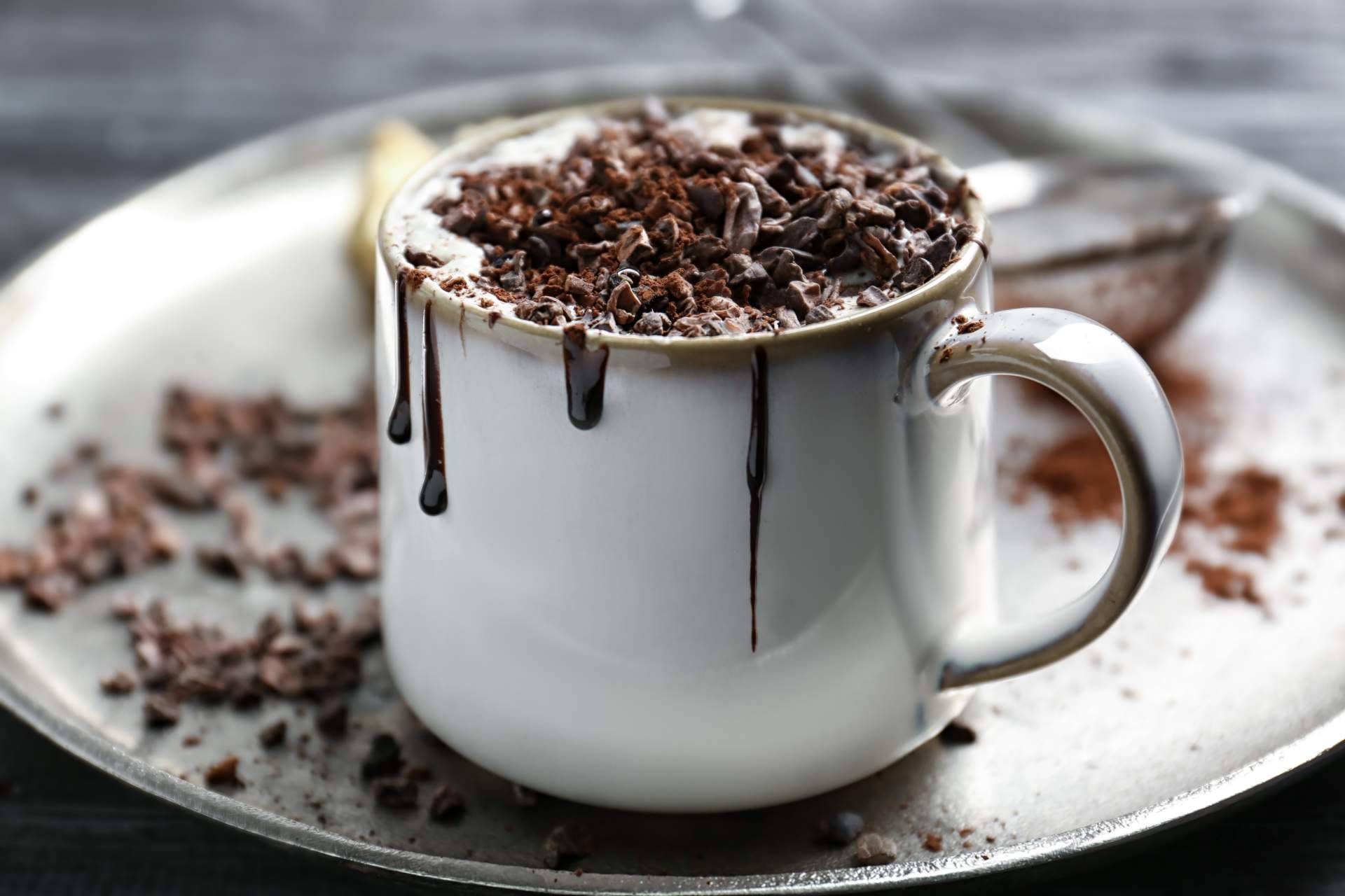 La firma Mediterranean Superfoods presenta sus nibs de cacao con chocolate, un snack saludable y delicioso para cualquier momento del día
