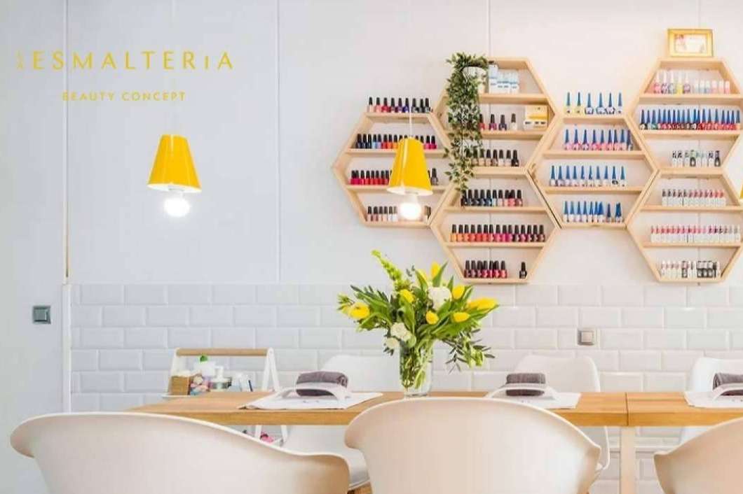 La Esmaltería ha revolucionado el concepto de los centros de uñas y belleza y ahora se lanza en franquicias
