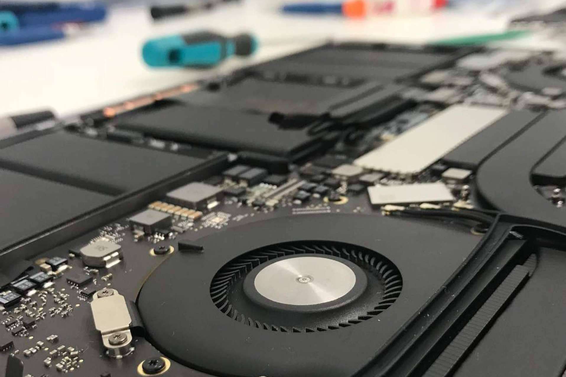 Los expertos en la reparación de iMac y de otros dispositivos de la marca Apple en Barcelona de iRepairs