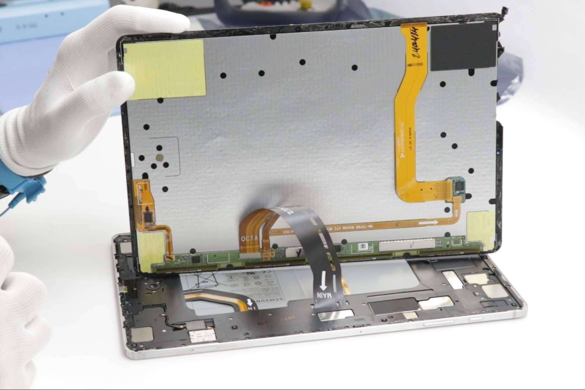 BCNmóviles, un colaborador tecnológico que se encarga de reparación para empresas