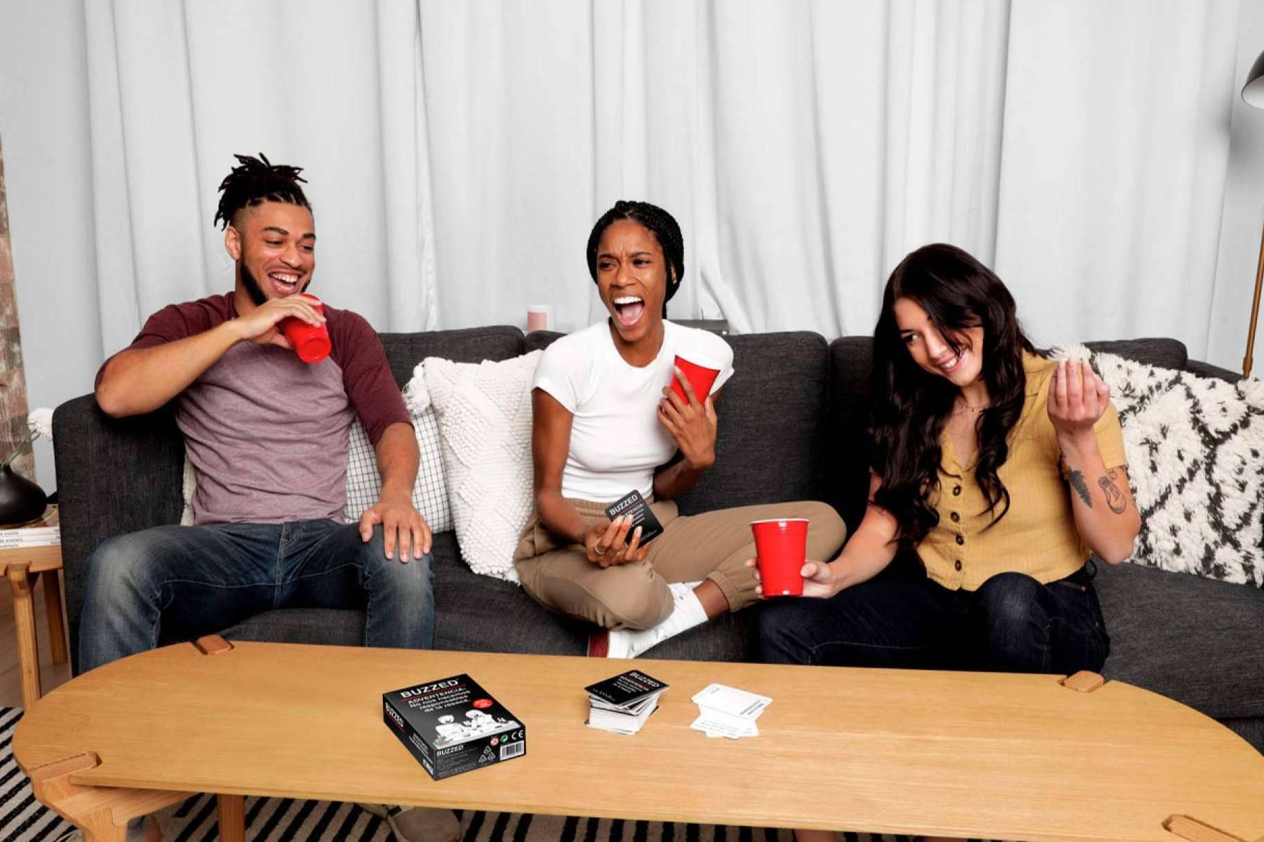 Al Loro Games y su juego divertido para beber con amigos, Buzzed