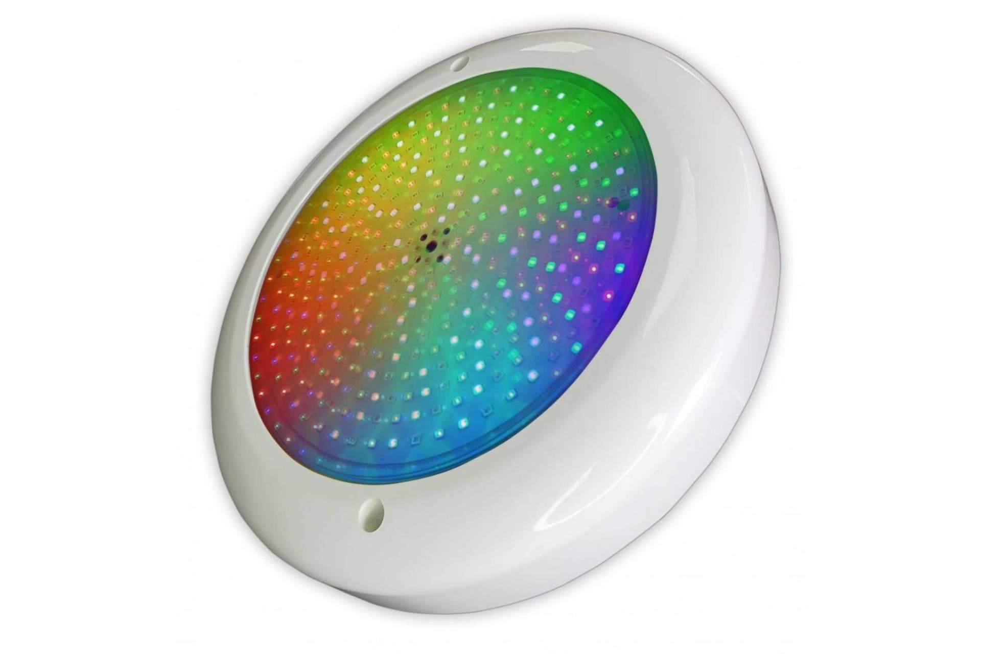 La empresa Warmpool dispone de tecnología que permite la iluminación de piscina controlada por wifi