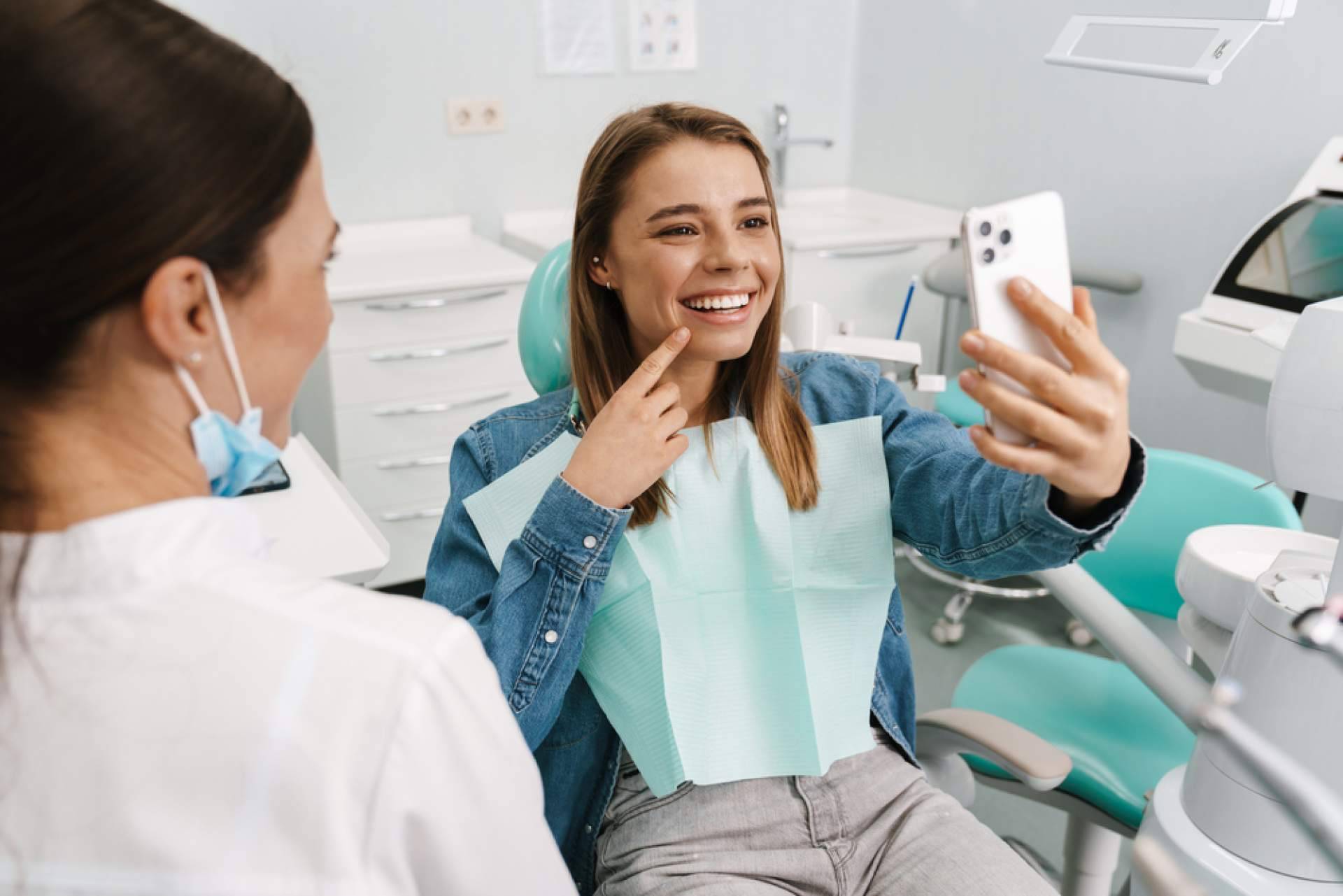 Ascensium, ¿Qué estrategias de marketing hay que implementar en una clínica dental?