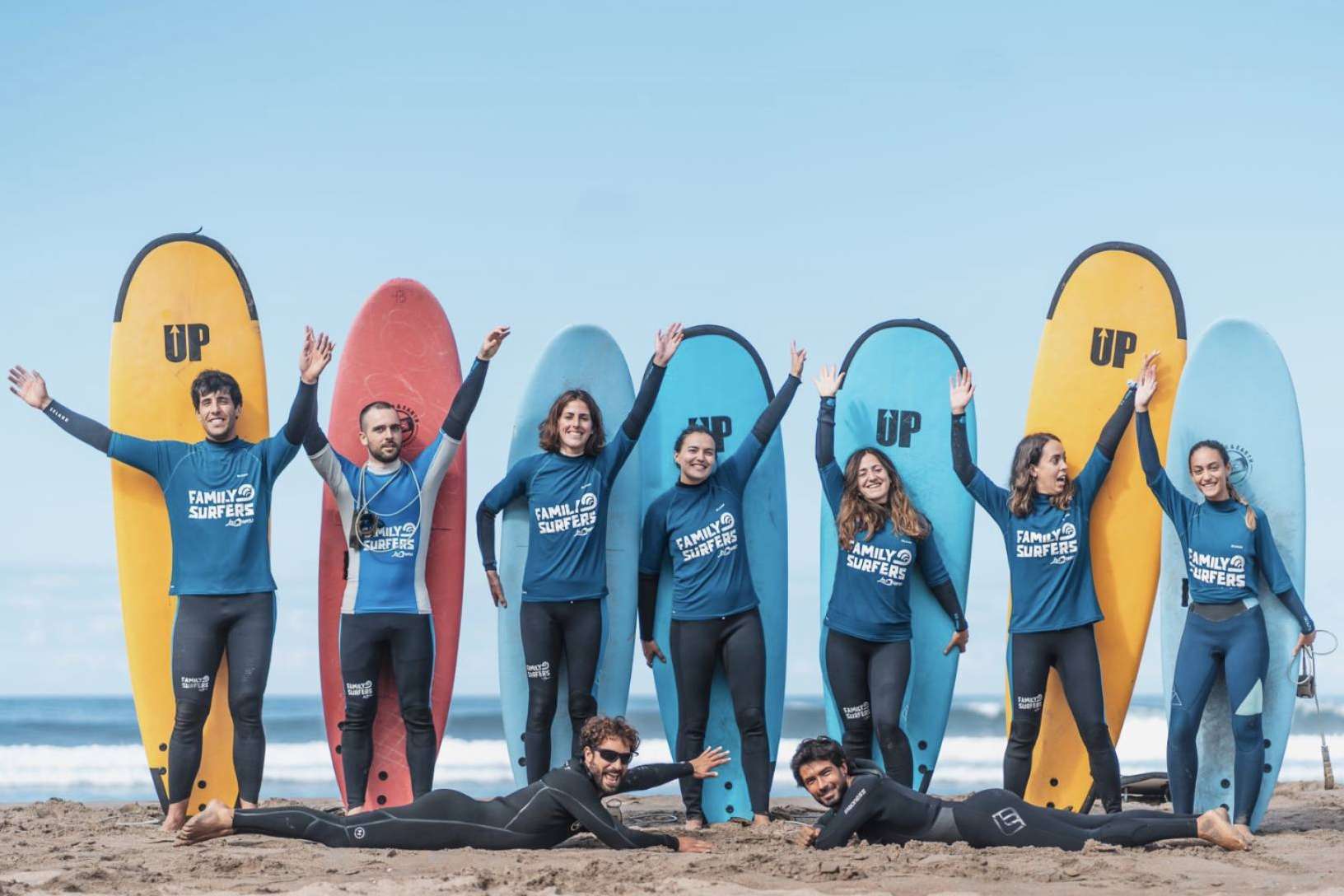 Aprender las principales técnicas de surf en el curso de iniciación de Family Surfers – Las Dunas