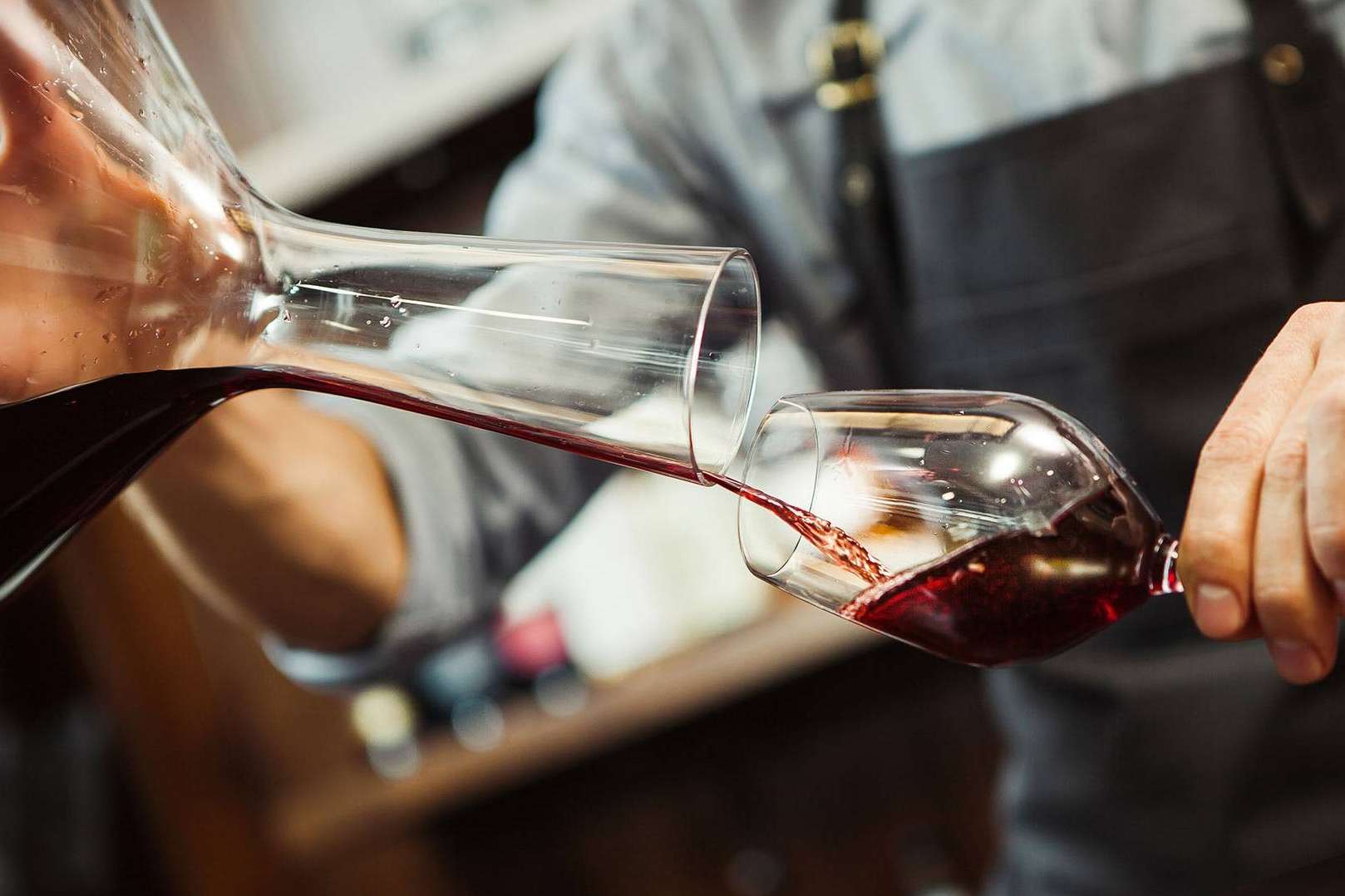 Los beneficios de tener una carta de vinos digital con Winerim