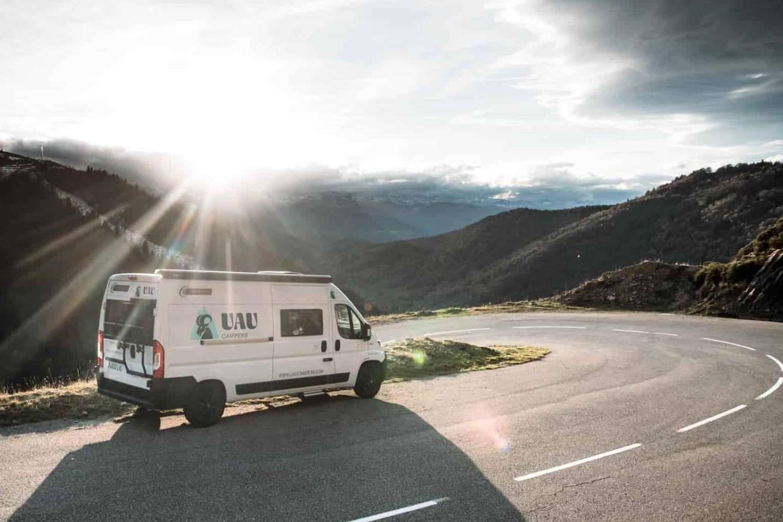 UAU Campers, alquilar autocaravanas prácticas, cómodas y completamente equipadas en Barcelona y Girona