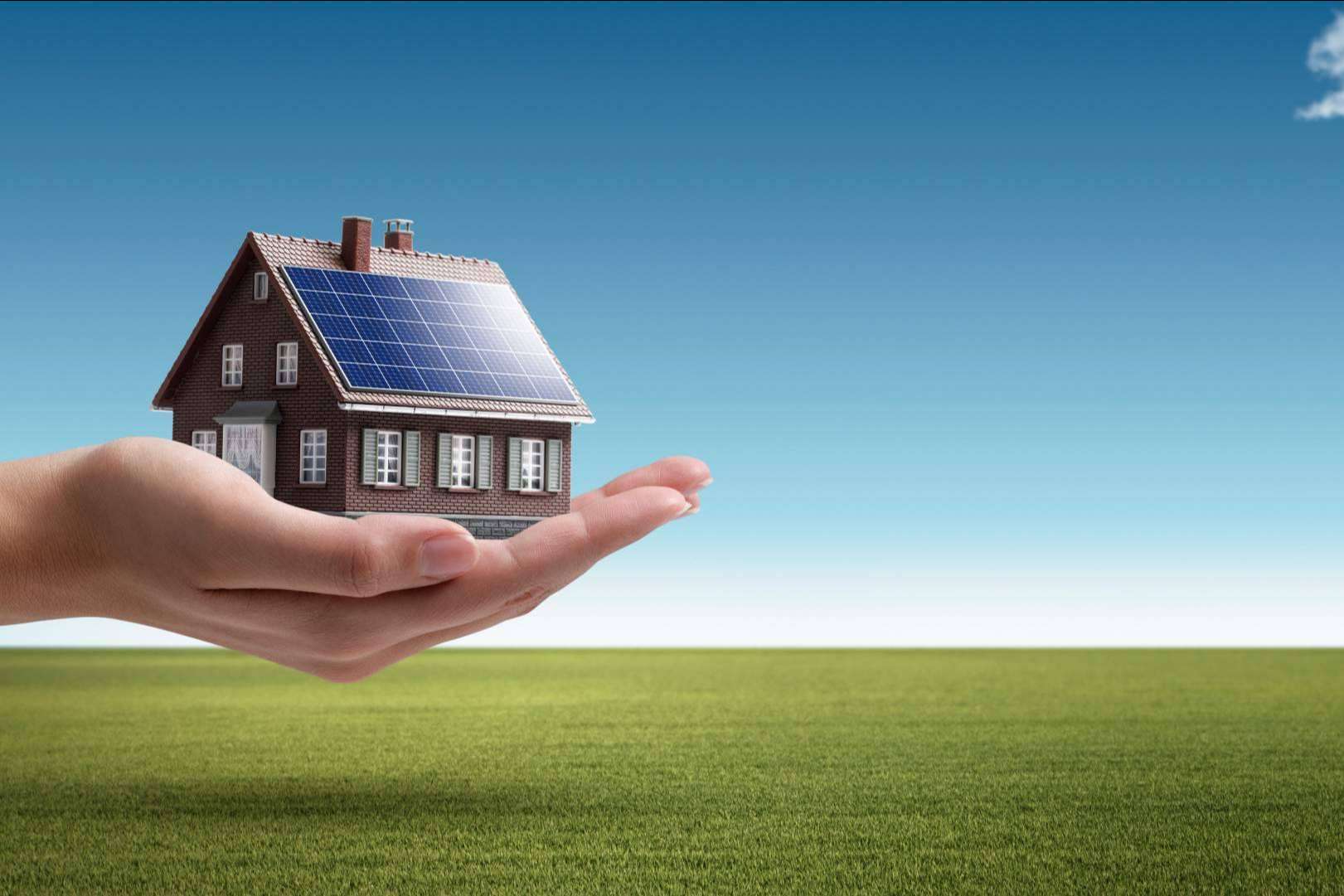 Solar Placa, especialistas en la colocación de paneles solares y aerotermia