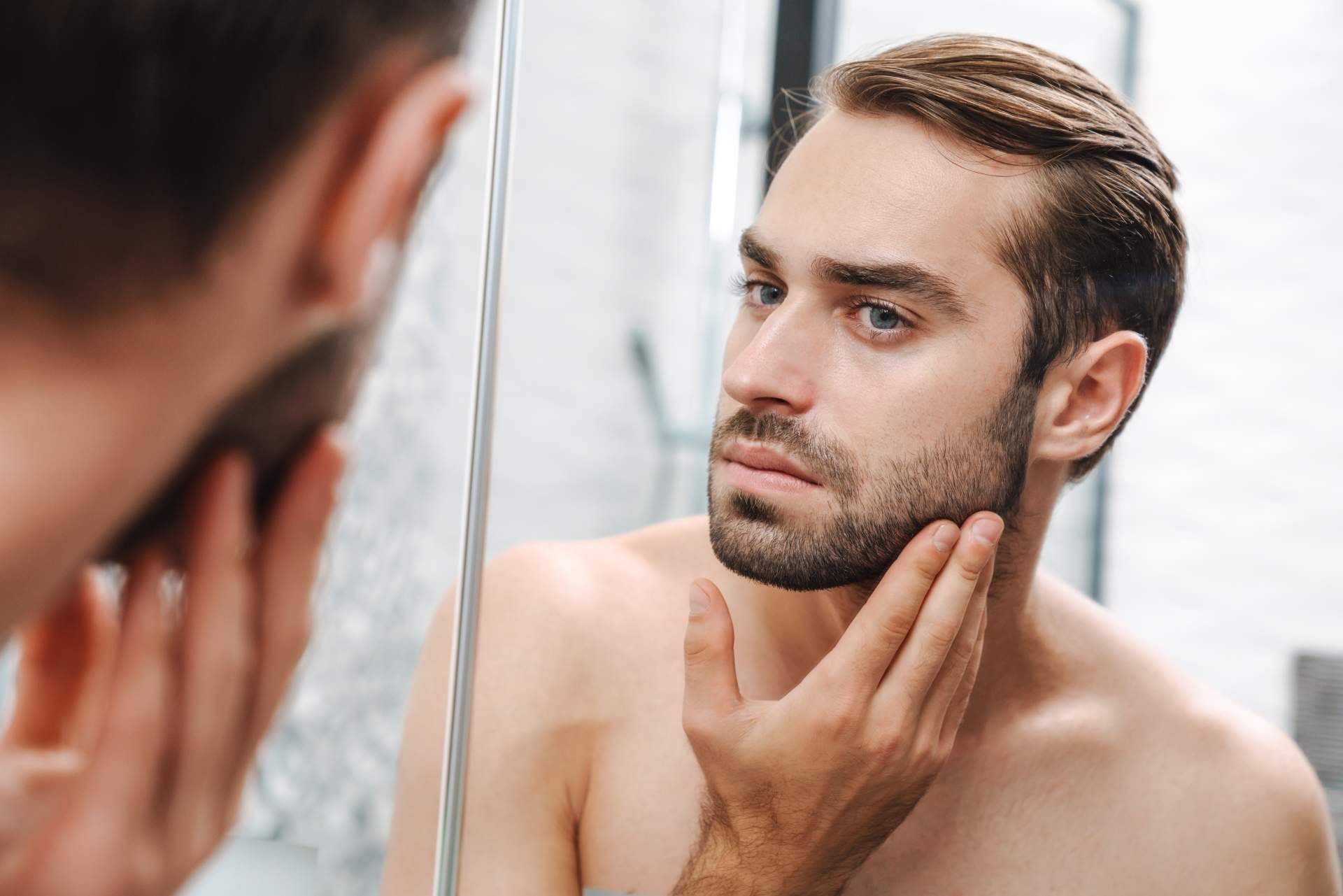 MensandBeauty sobre los productos cosméticos imprescindibles en la rutina de belleza para hombre