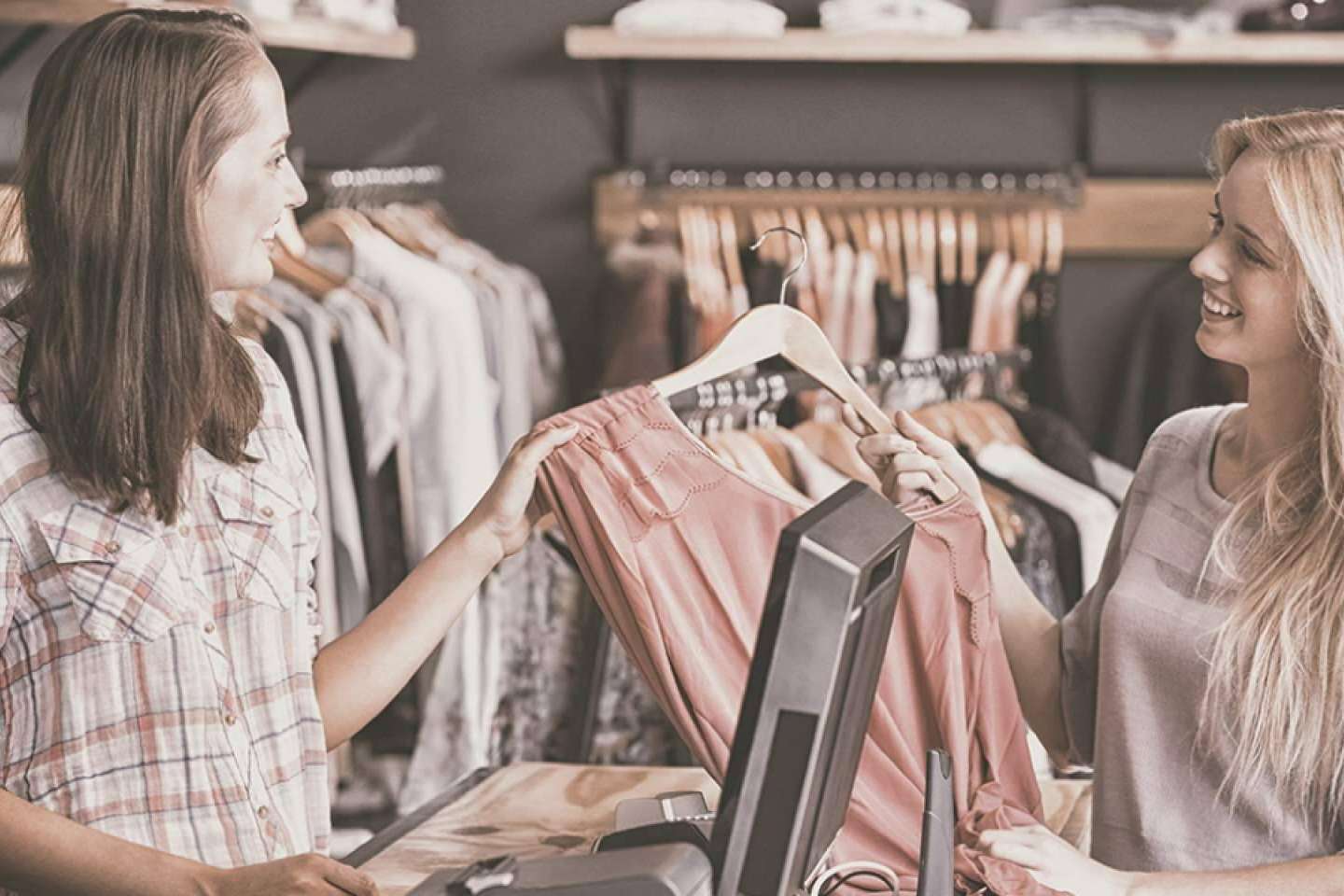 ecoSoft Consulting, una ayuda en la venta para tiendas de moda, comercios y zapaterías