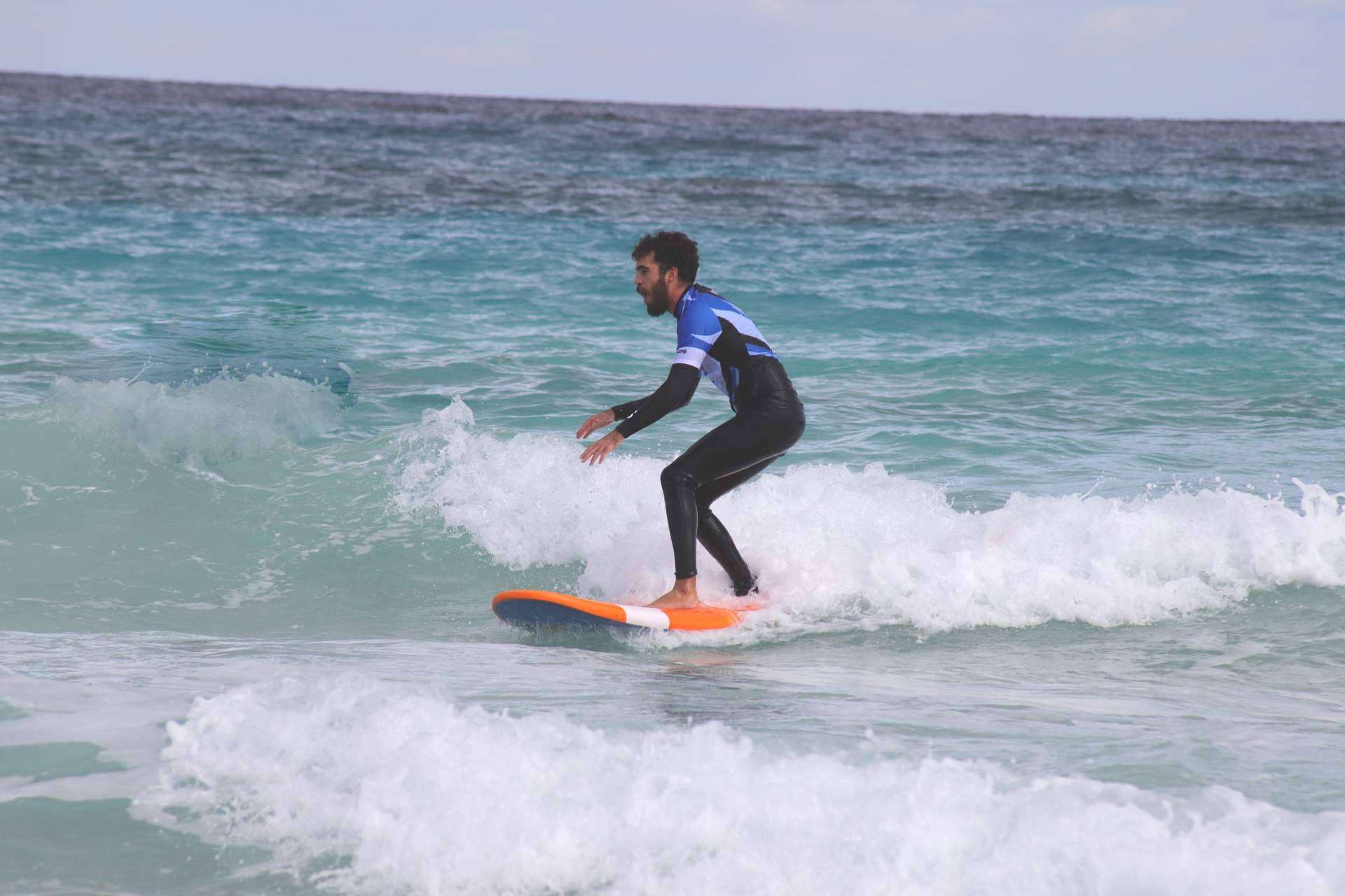 ¿Por qué es importante el instructor para superar la frustración en el surf?