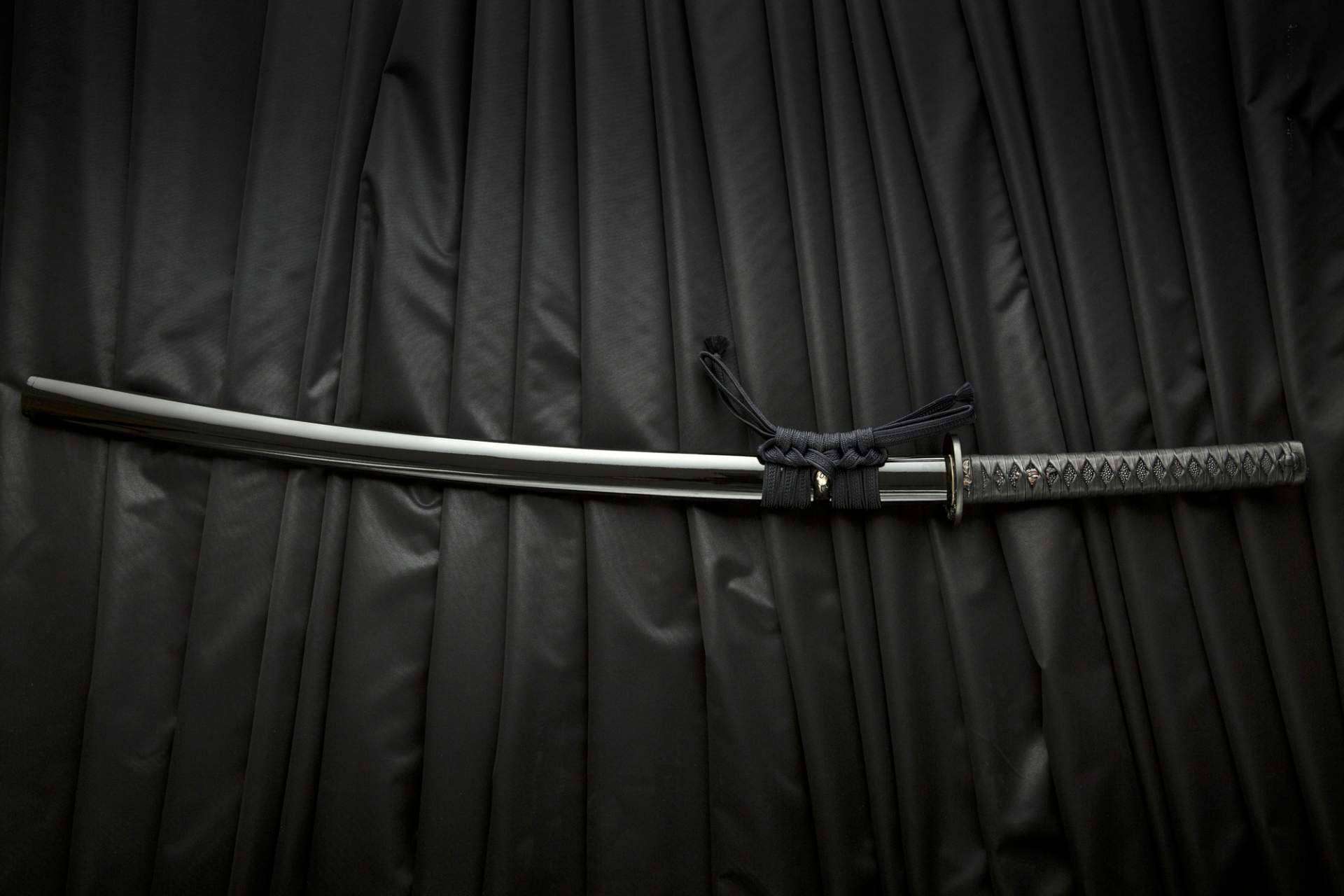 ¿Cómo encontrar una tienda de espadas especializada en katanas? Katanamart