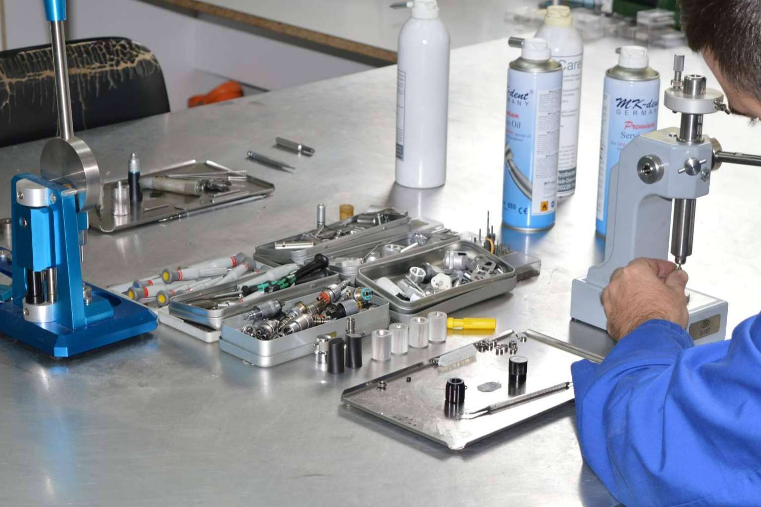 RD Express pone a disposición servicios de reparación de rotatorios e instrumentos de clínica dental
