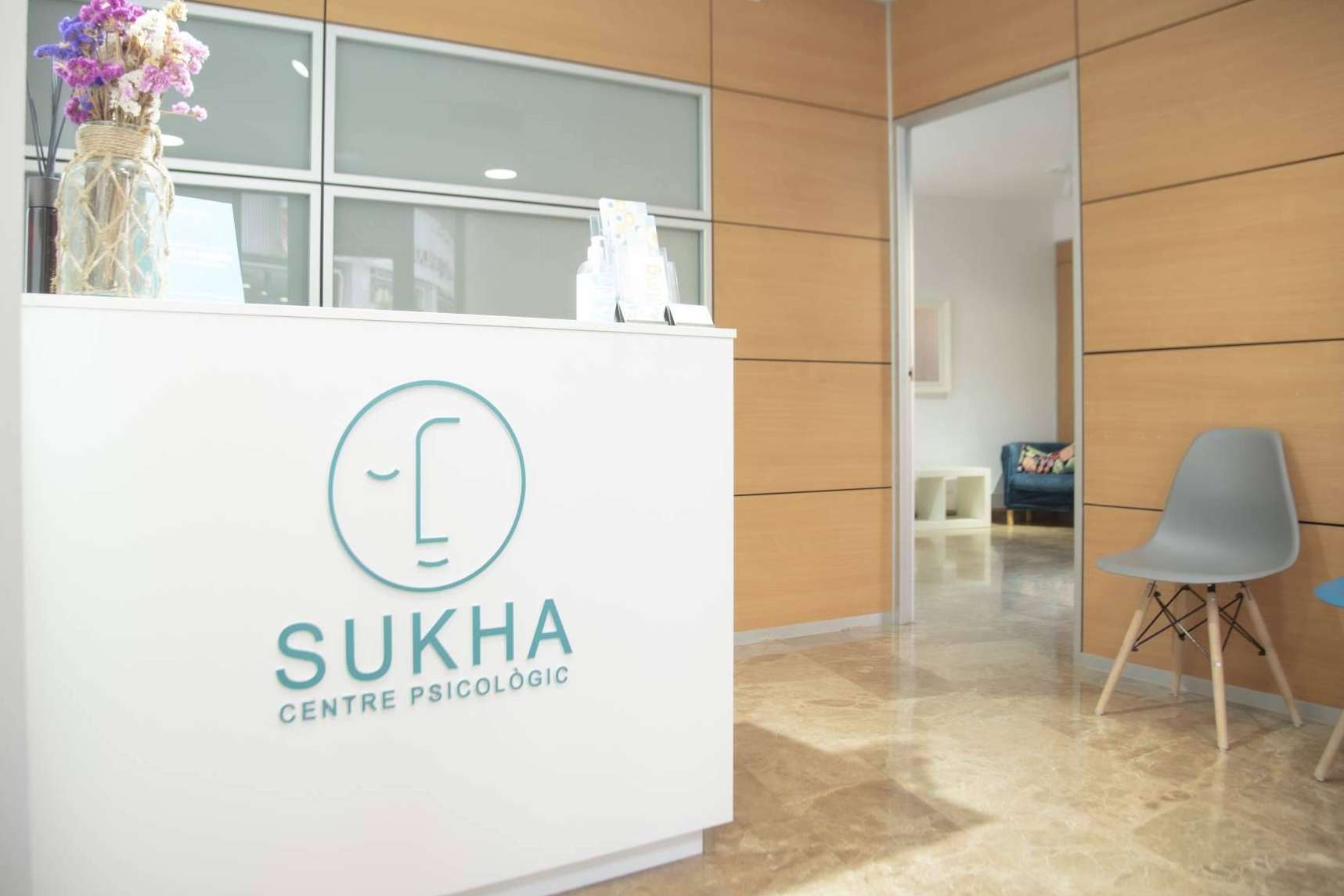Conseguir el bienestar psicológico y emocional a través del acompañamiento personalizado con Centre Sukha