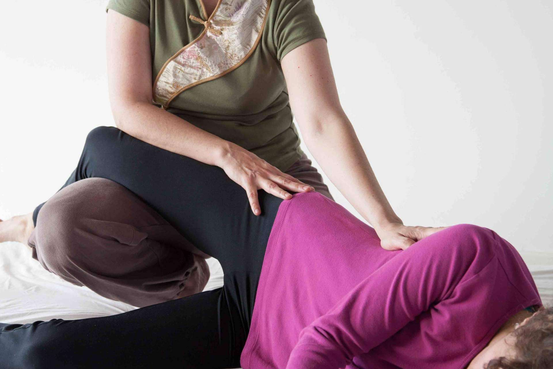 ¿Cuáles son los principales beneficios del arte terapéutico Shiatsu? Escuela de Shiatsu-Masunaga