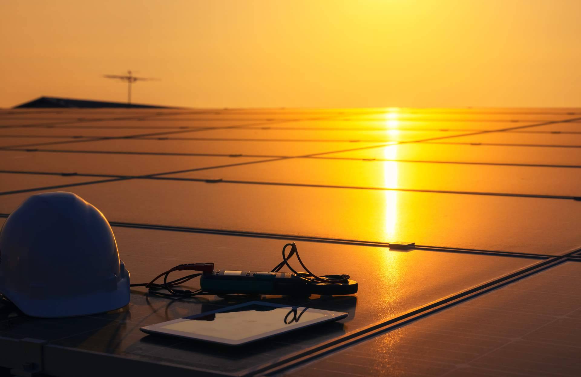 Seguros para instalaciones fotovoltaicas y eólicas con el Consorcio Europeo de Avales