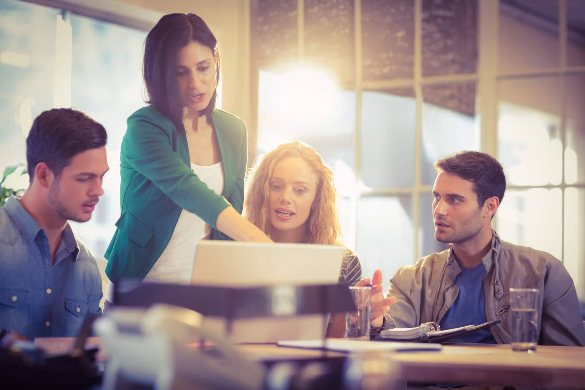 Qué es una descripción de puestos de trabajo y cómo se realiza