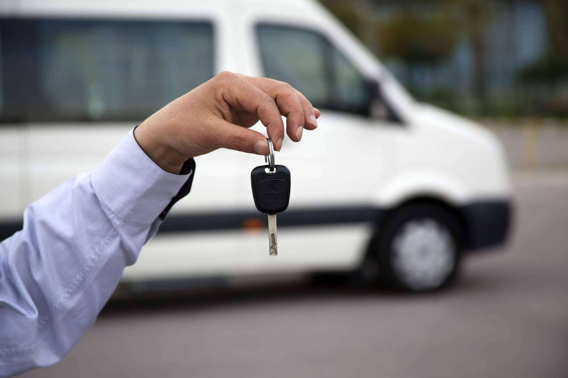 La empresa que ofrece renting flexible con vehículos nuevos y de segunda mano, Renting Car Fácil