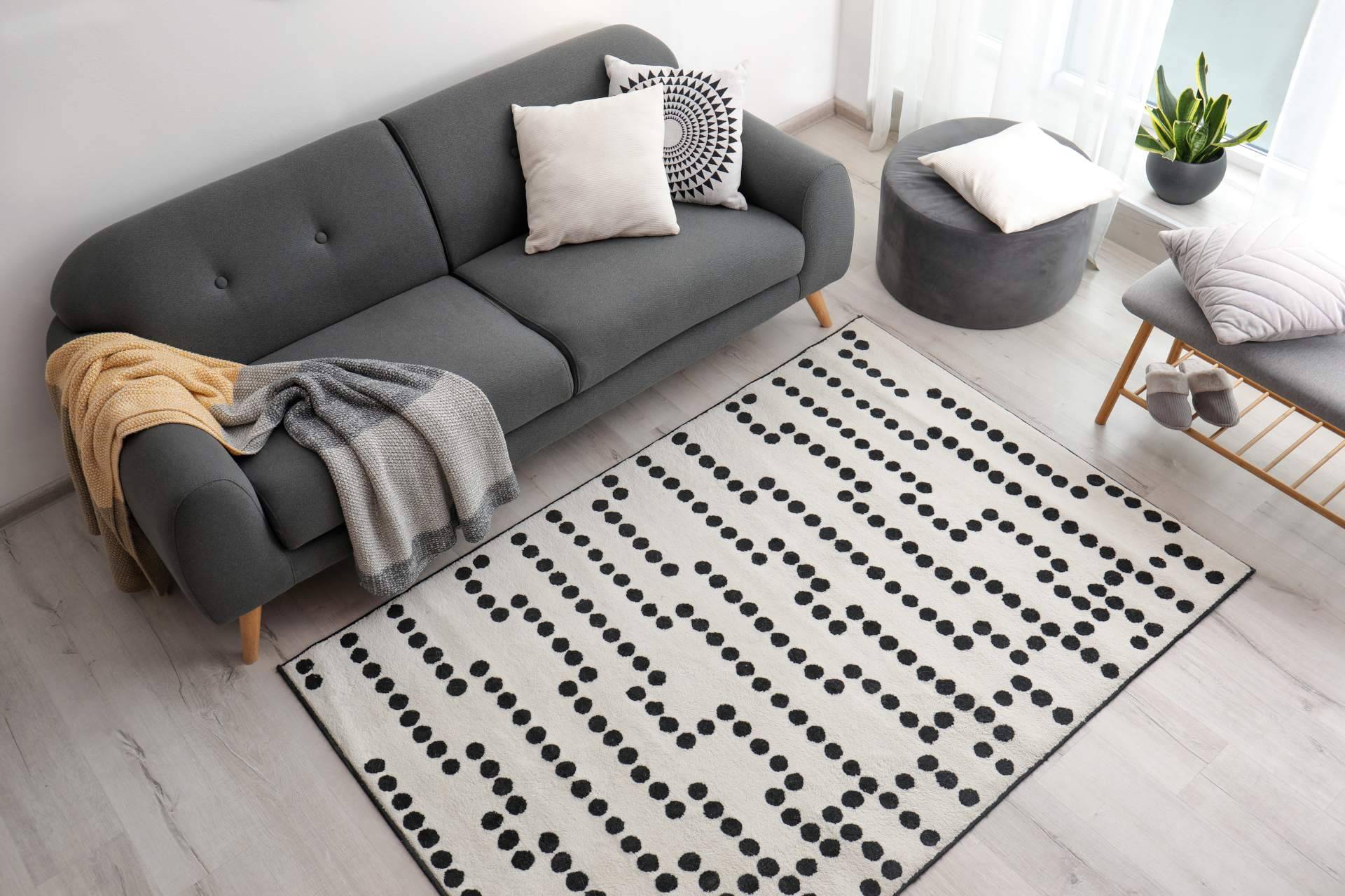 ¿Cómo combinan las alfombras en los estilos decorativos de una casa?, por Alfombras y Cortinas