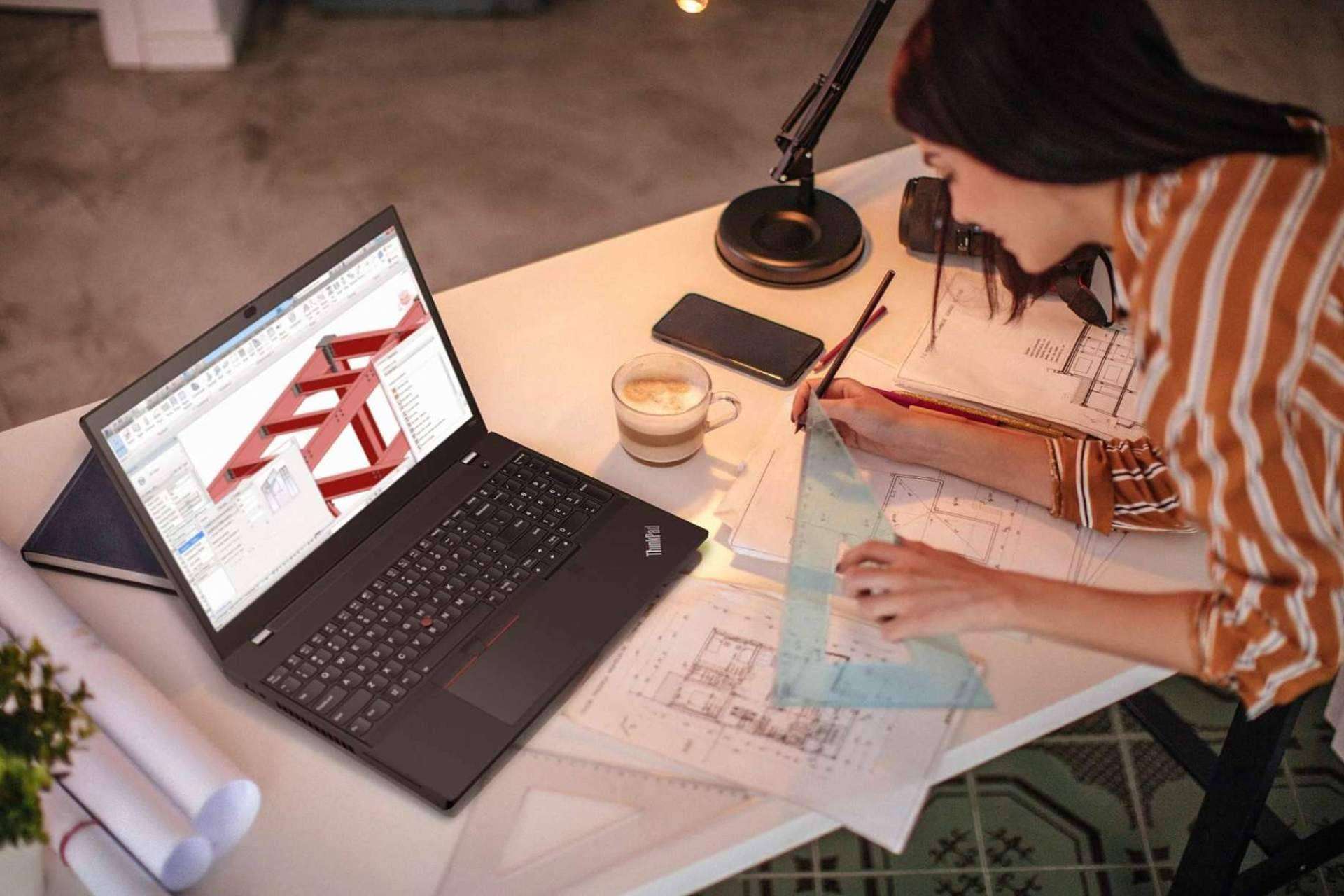 Los profesionales exigentes pueden descubrir las WorkStation Portátiles de LENOVO ThinkPad P y lograr un rendimiento superior en el trabajo diario
