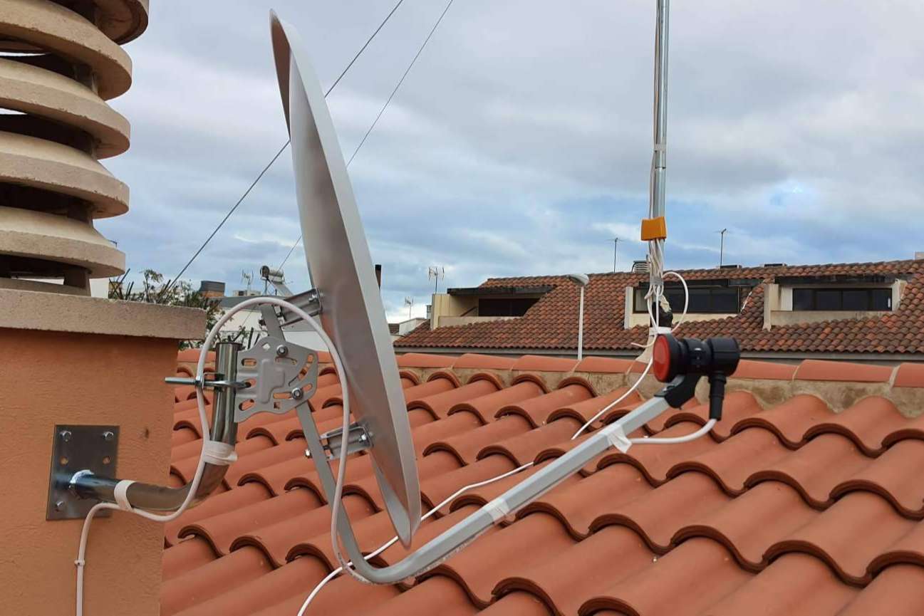 Antenistas Valencia se encarga de la instalación y reparación de señal de antenas parabólicas