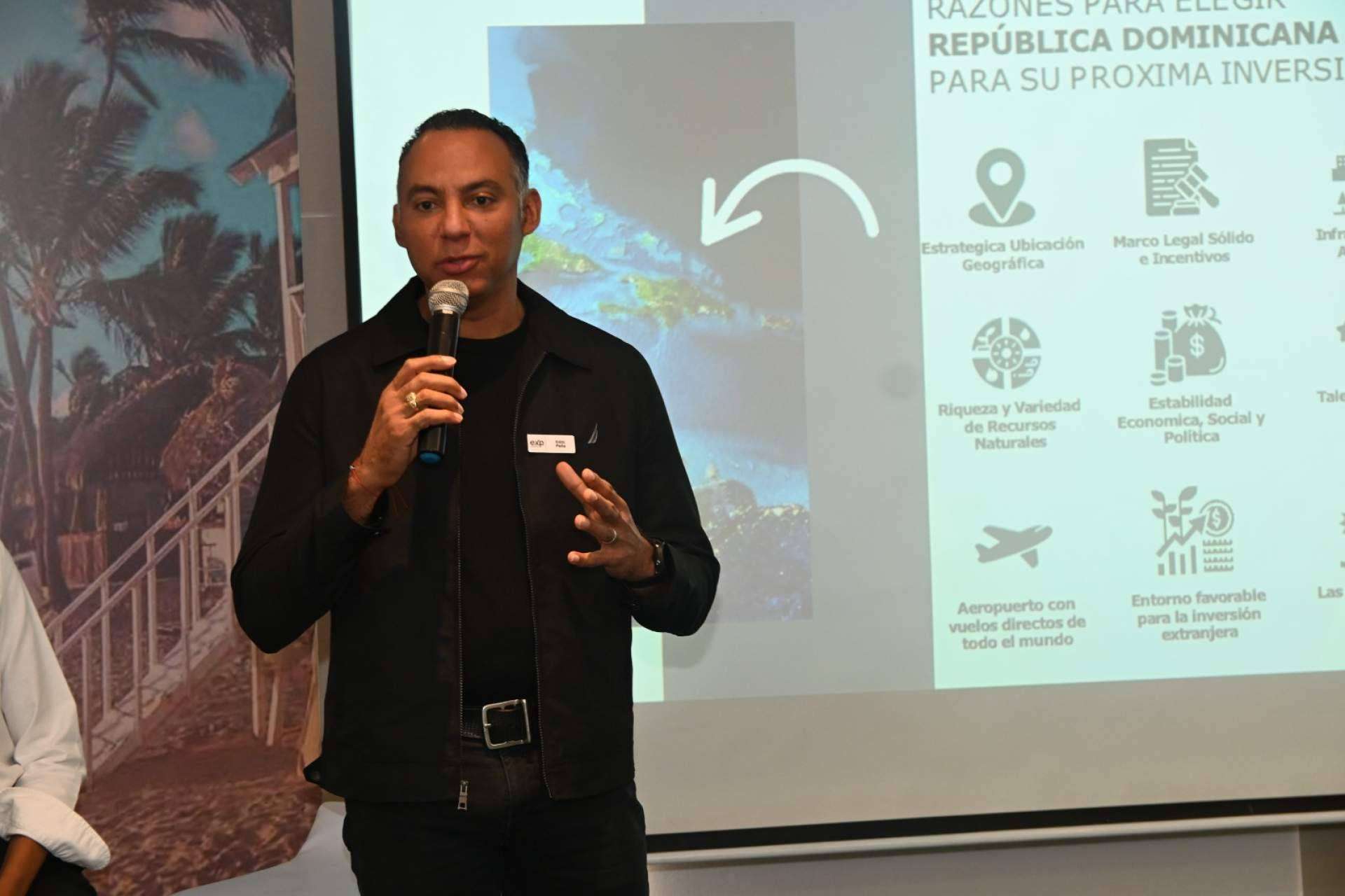 Eddy Peña es el asesor inmobiliario experto en propiedades turísticas