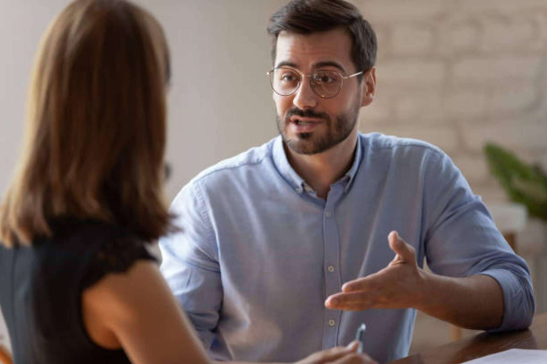 Recomendaciones para mejorar la comunicación asertiva con la pareja o en el trabajo