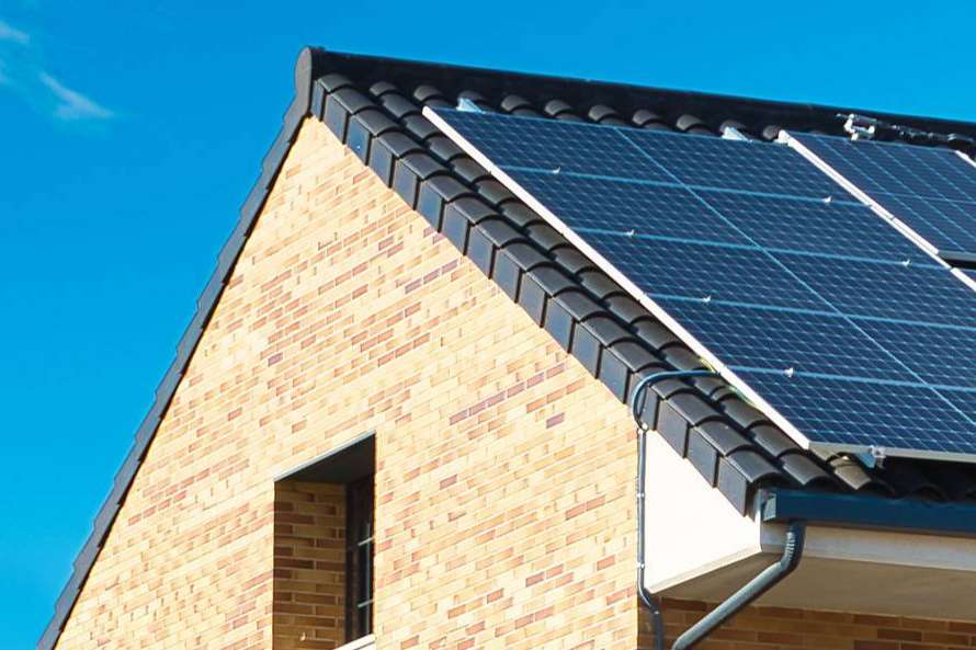 Grupo MQ, compañía especializada en contratar soluciones de alquiler solar